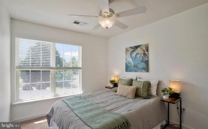 STONE RIVER - Residential Lease