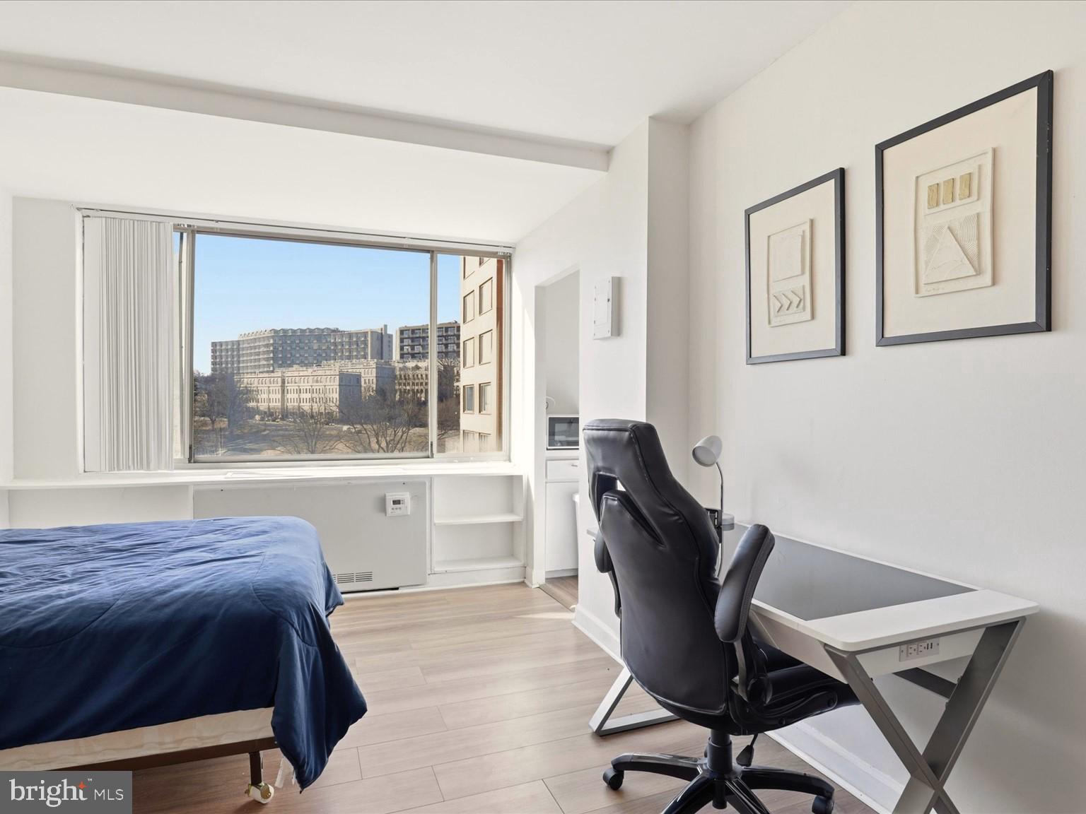 RIVER PLACE - Residential