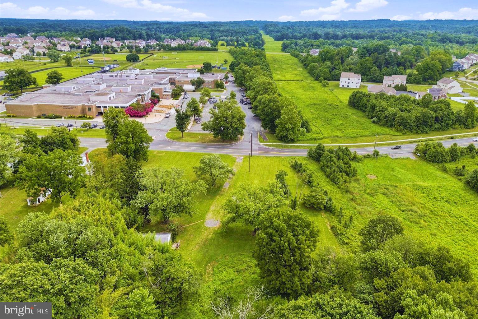 PT ROCKVILLE OUT RES. 3 - Residential