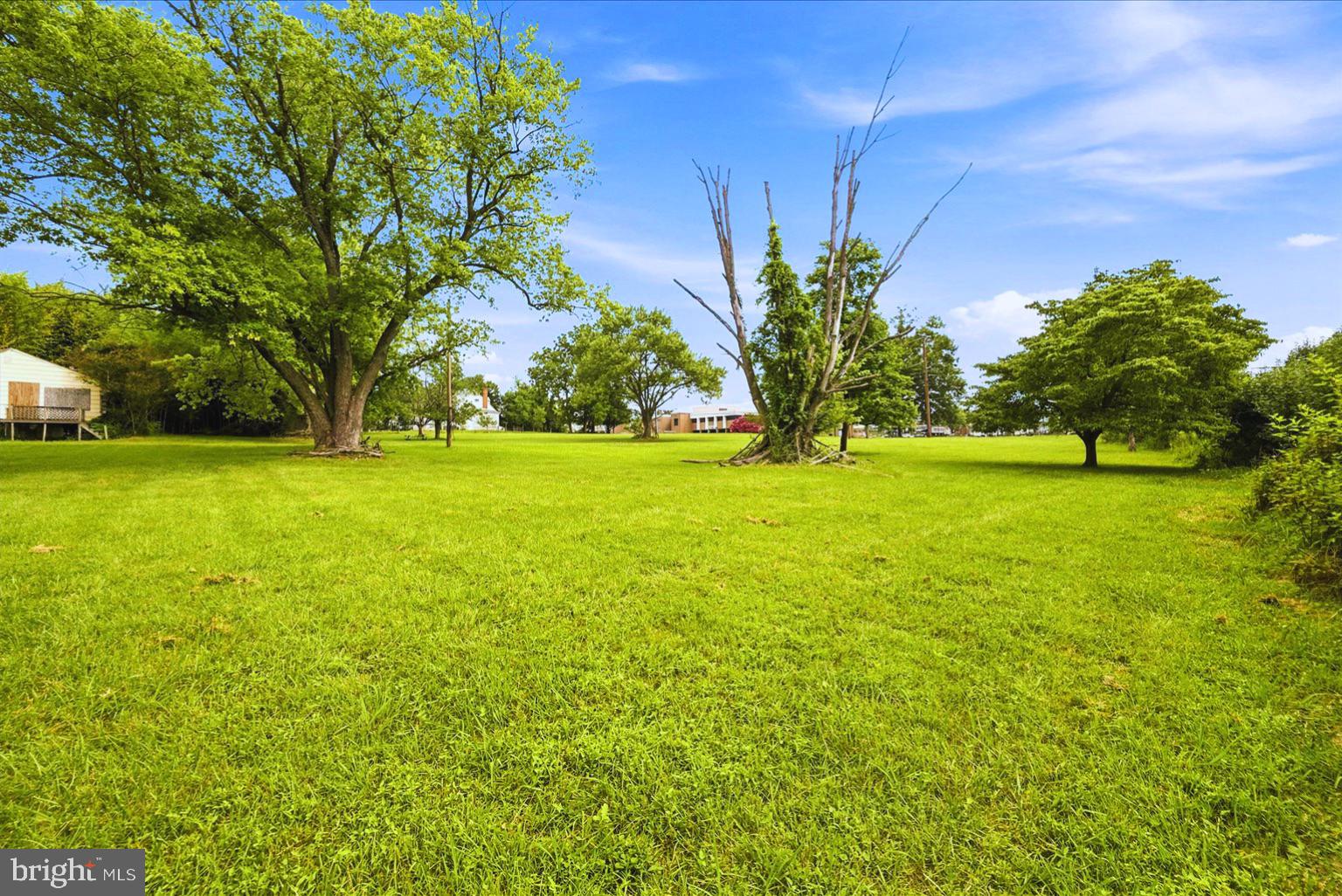 PT ROCKVILLE OUT RES. 3 - Residential