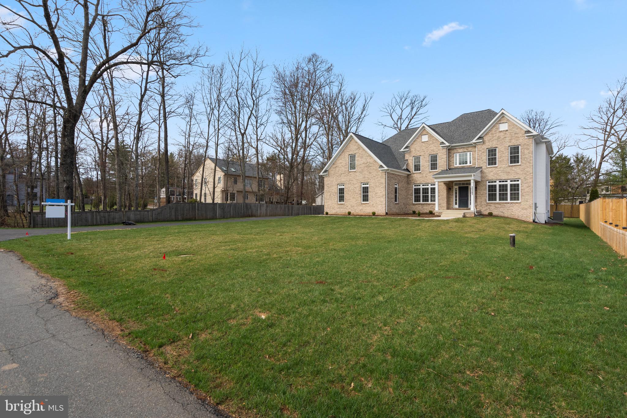 BROAD RUN FARMS - Residential
