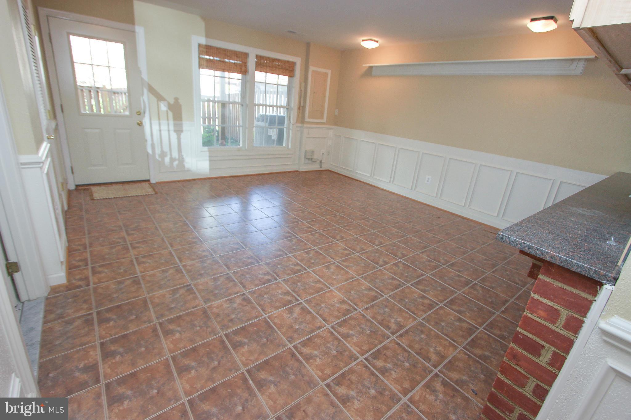 SOUTH RIDING - Residential