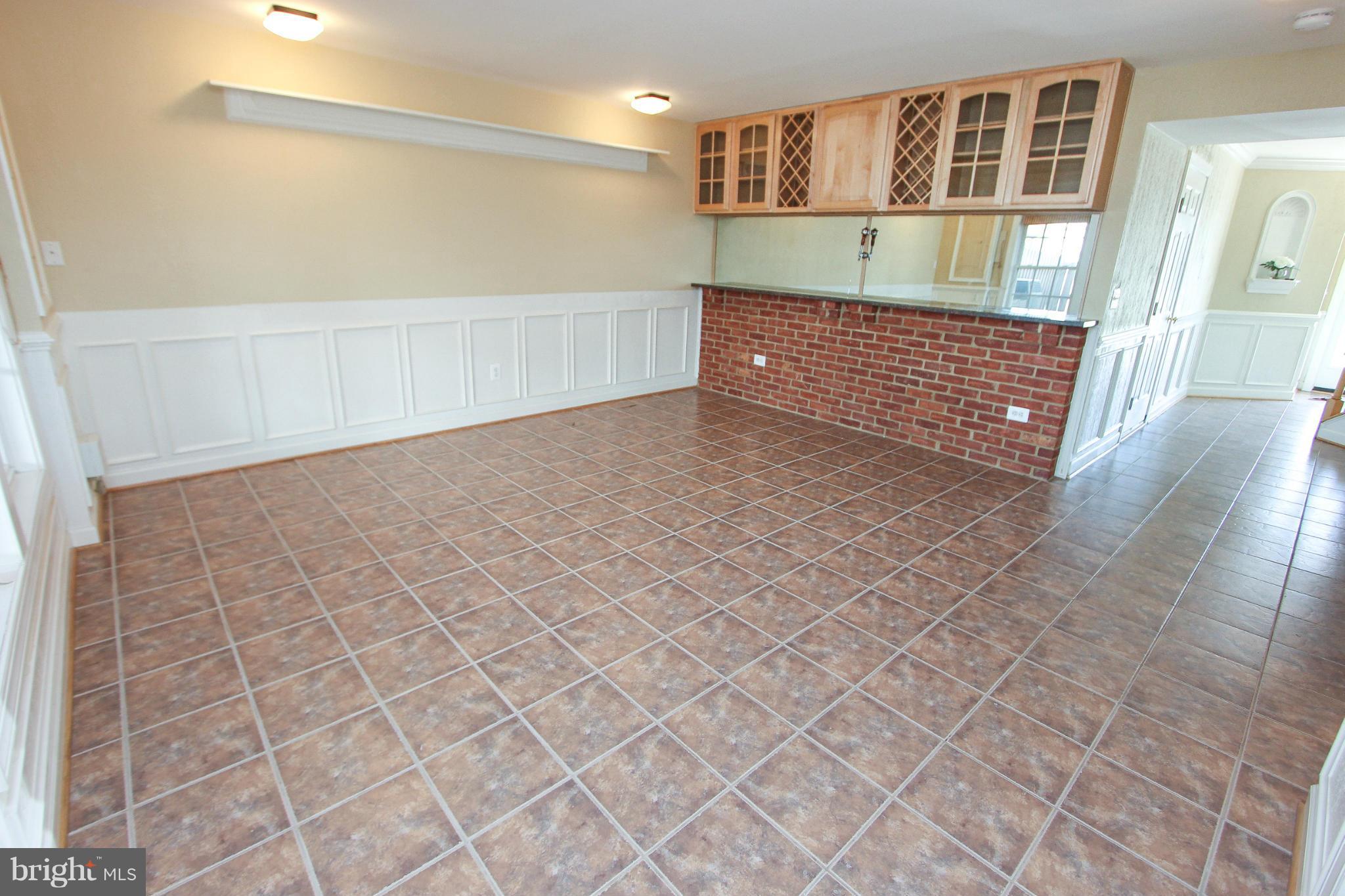 SOUTH RIDING - Residential
