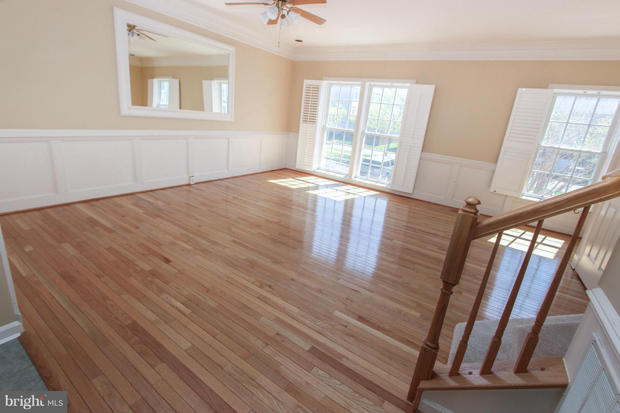 SOUTH RIDING - Residential