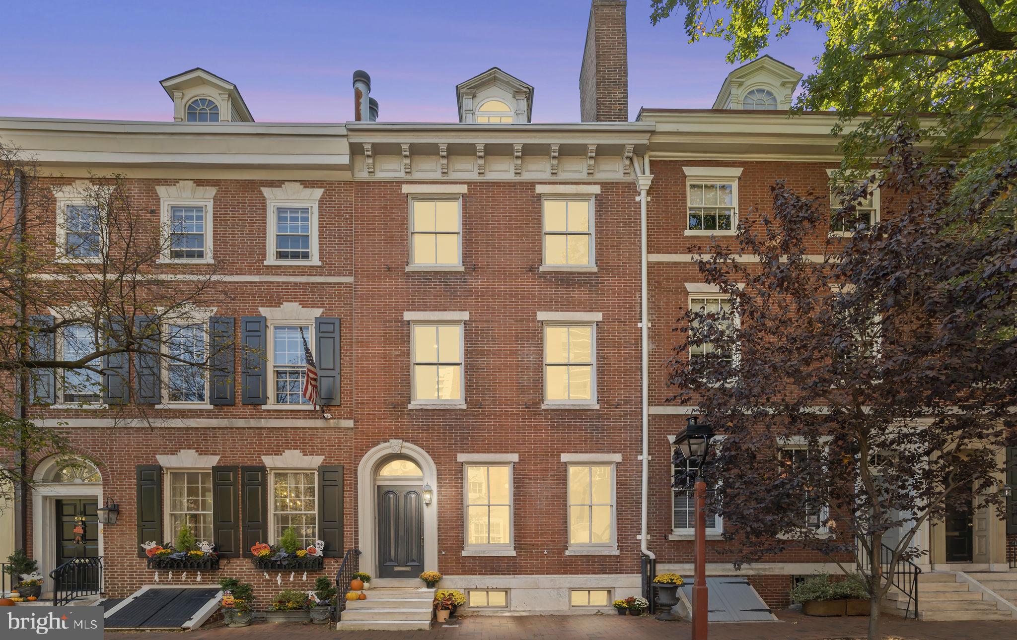 SOCIETY HILL - Residential