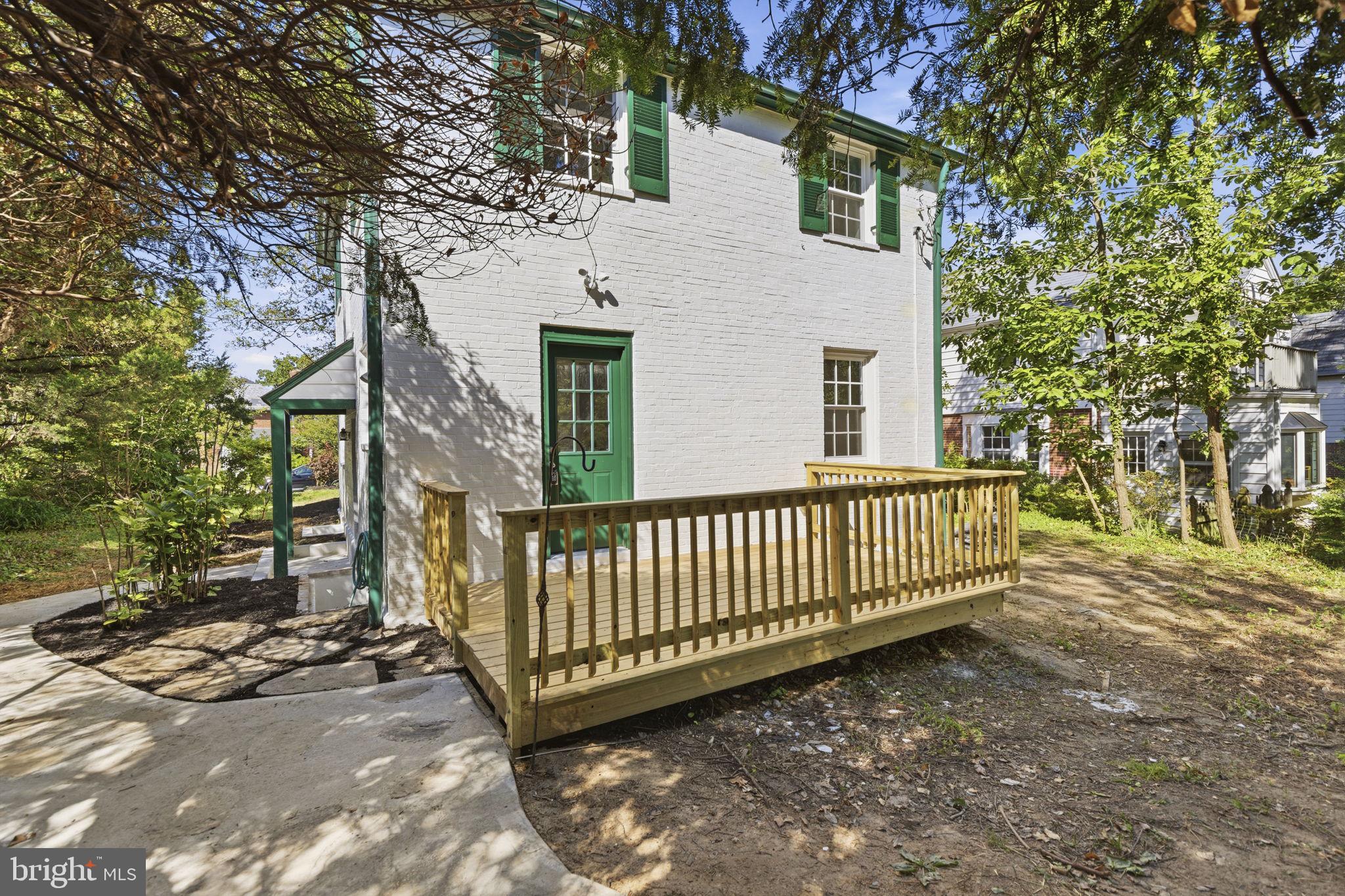 ORIGINAL NORTHWOOD - Residential