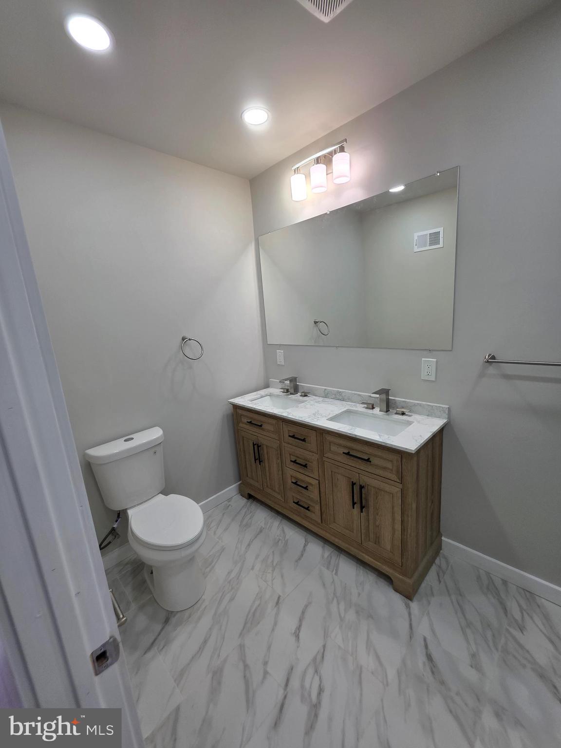 STRAWBERRY MANSION - Residential