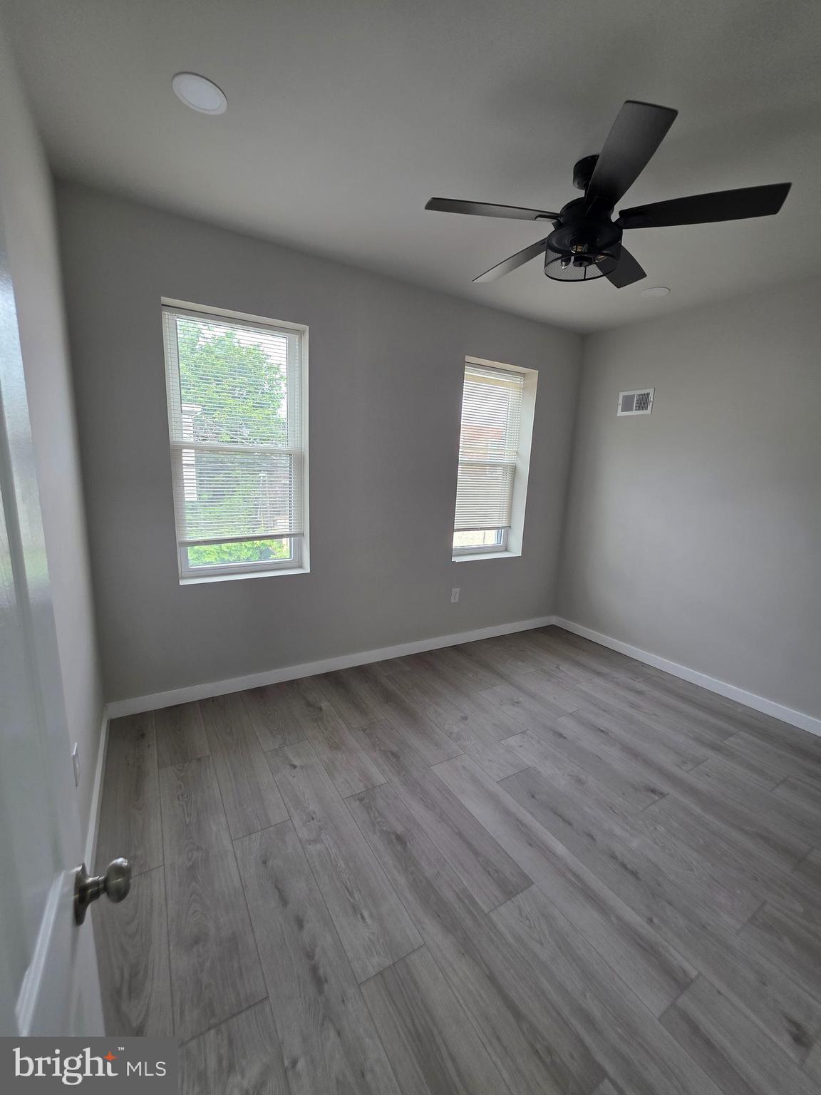 STRAWBERRY MANSION - Residential