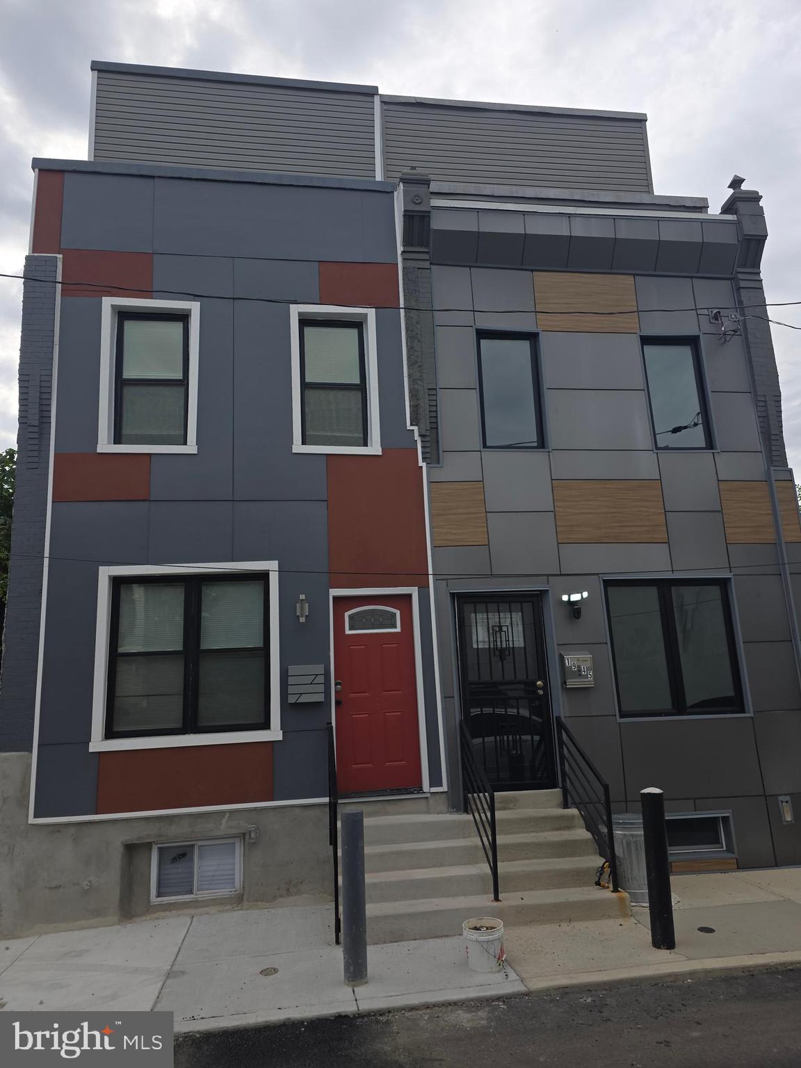 STRAWBERRY MANSION - Residential