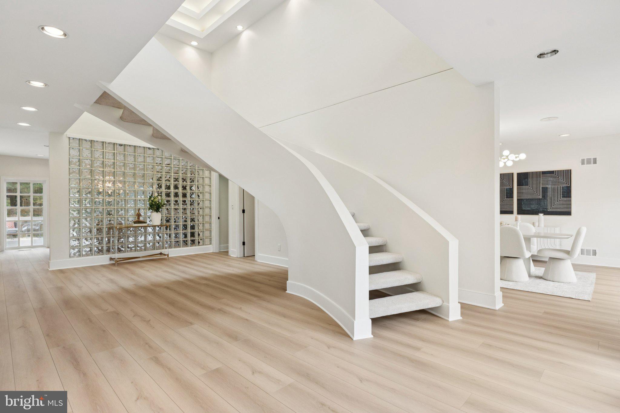 BLENHEIM - Residential