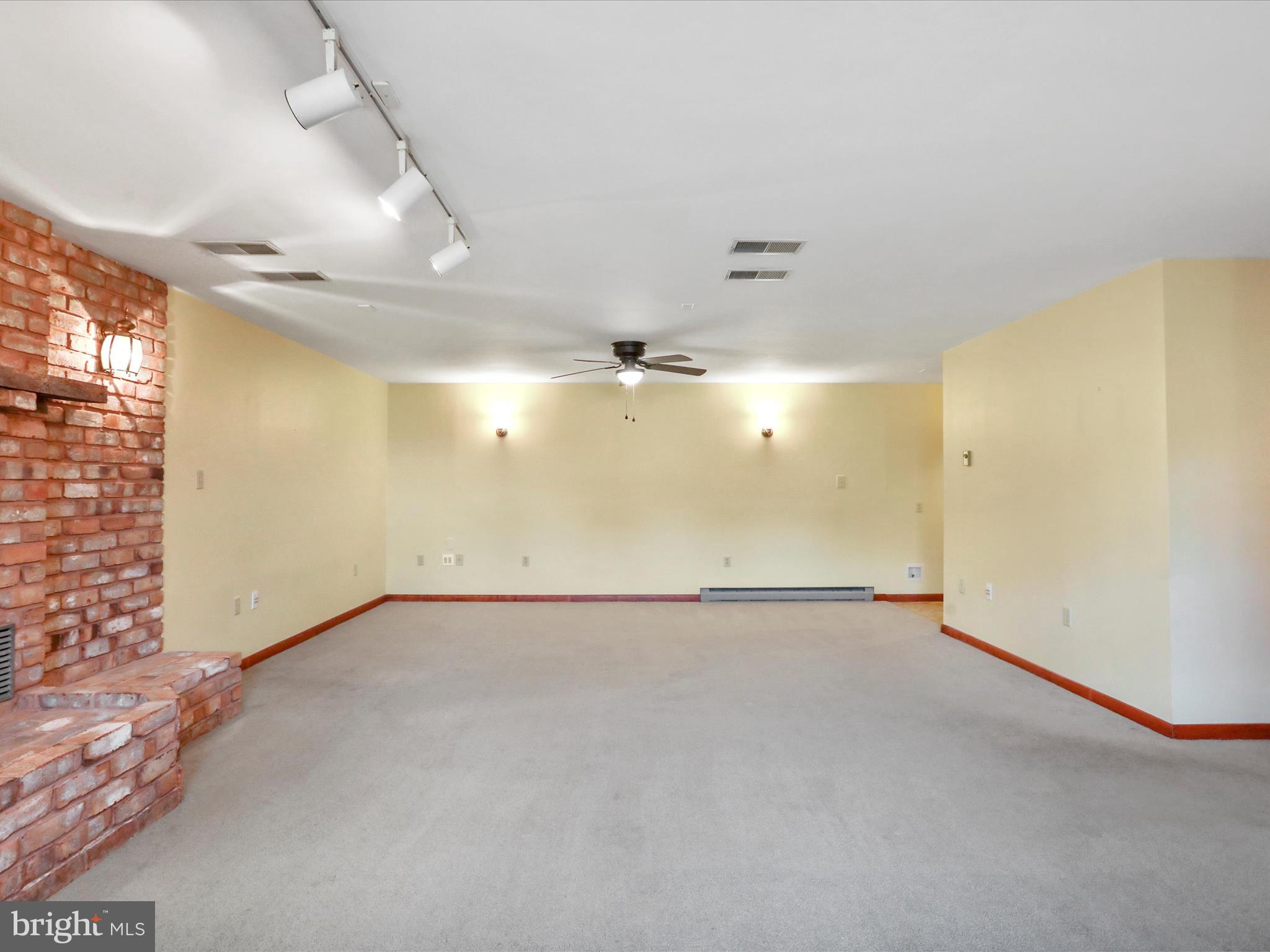 SOUTHAMPTON TWP - Residential