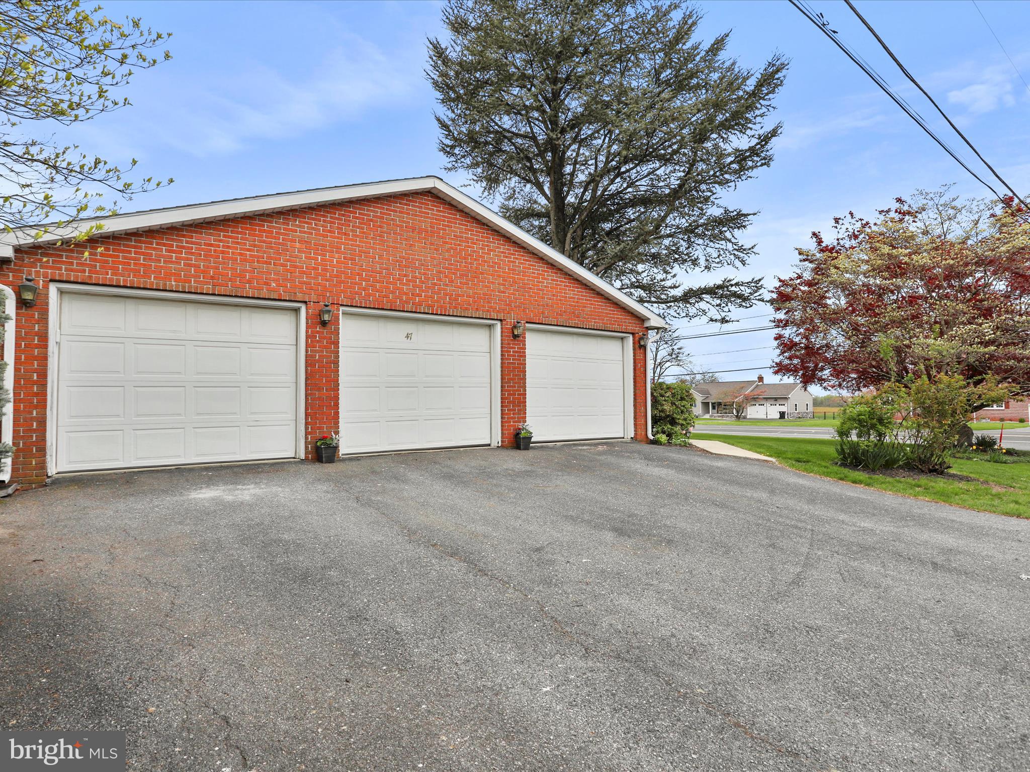 SOUTHAMPTON TWP - Residential
