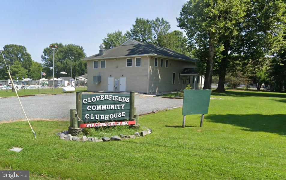 CLOVERFIELDS - Residential