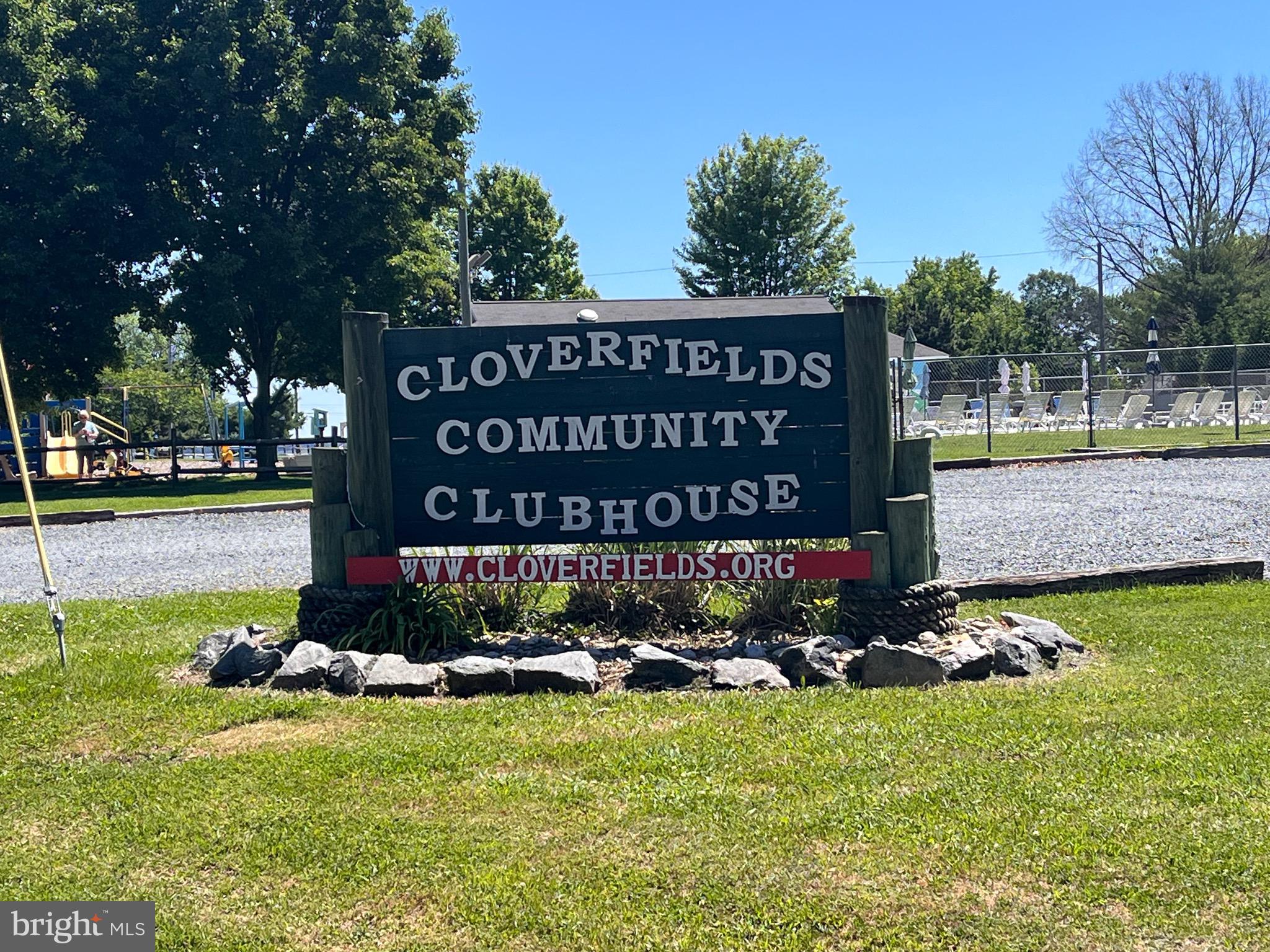 CLOVERFIELDS - Residential