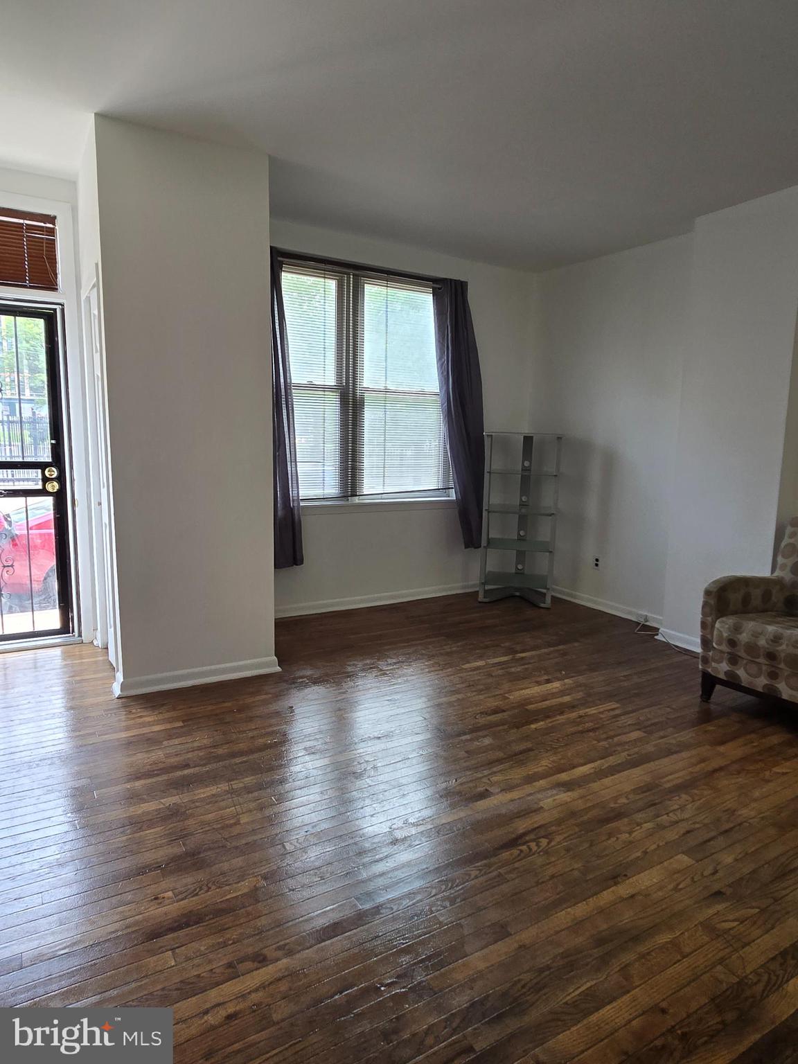 HAWTHORNE - Residential Lease