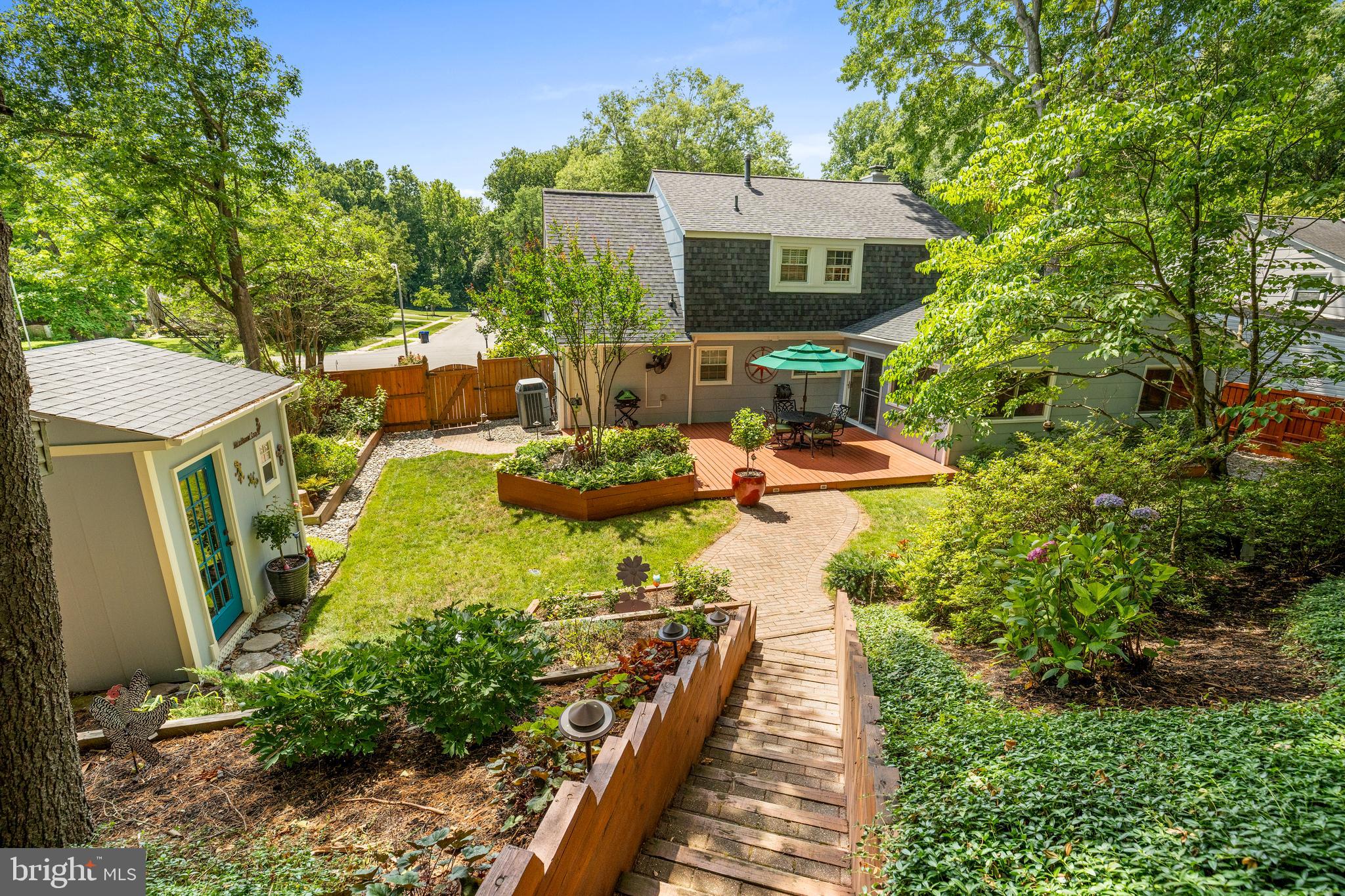 POINTER RIDGE - Residential