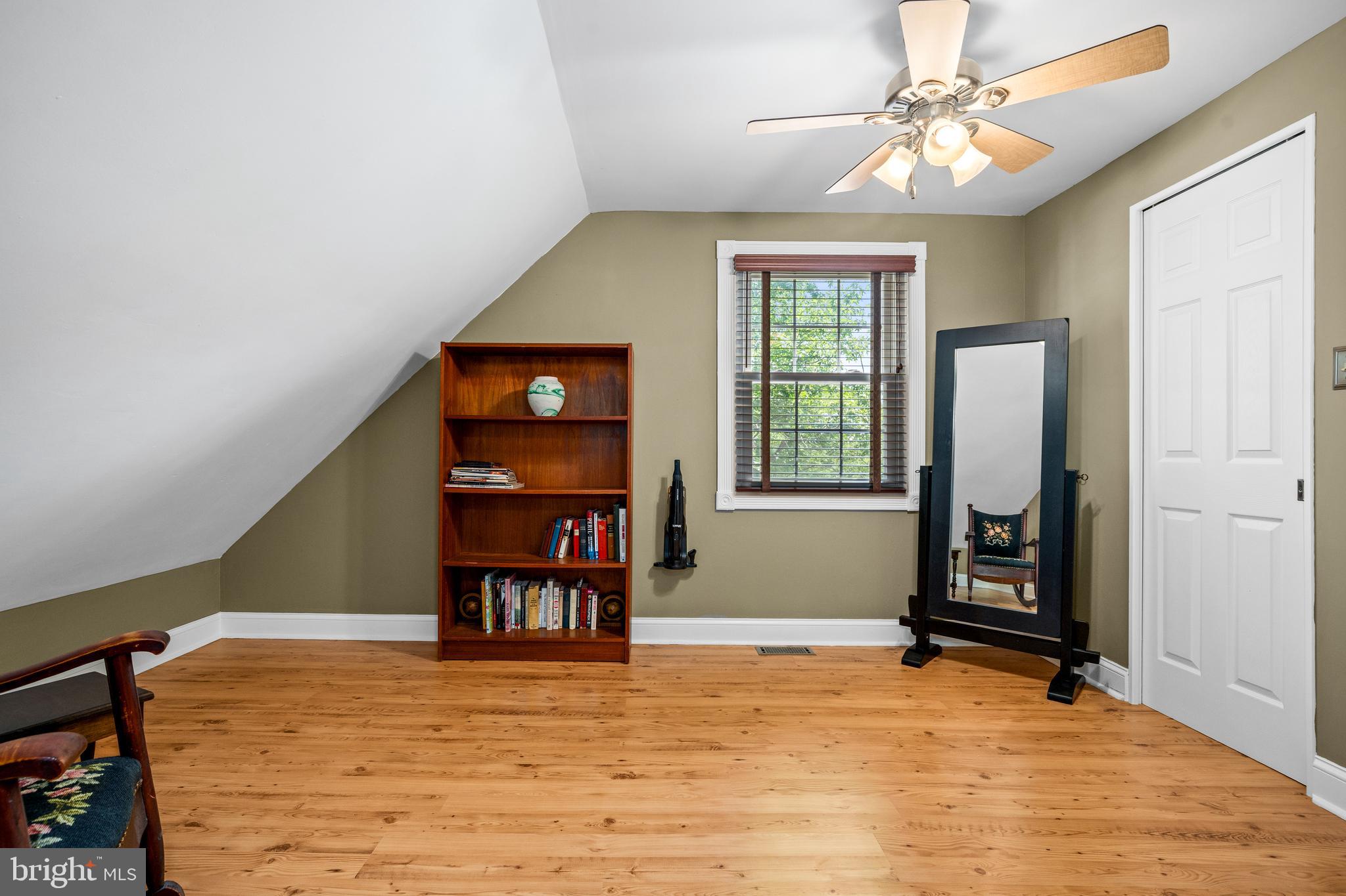 POINTER RIDGE - Residential