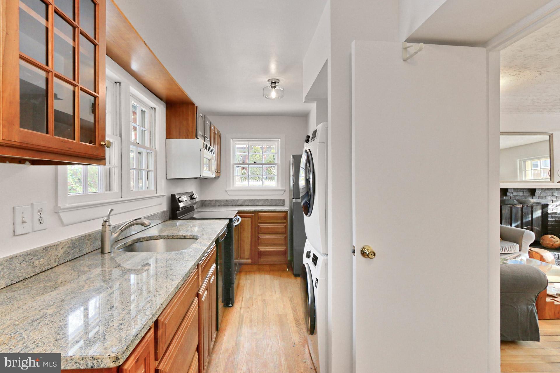 WINTER HILL - Residential