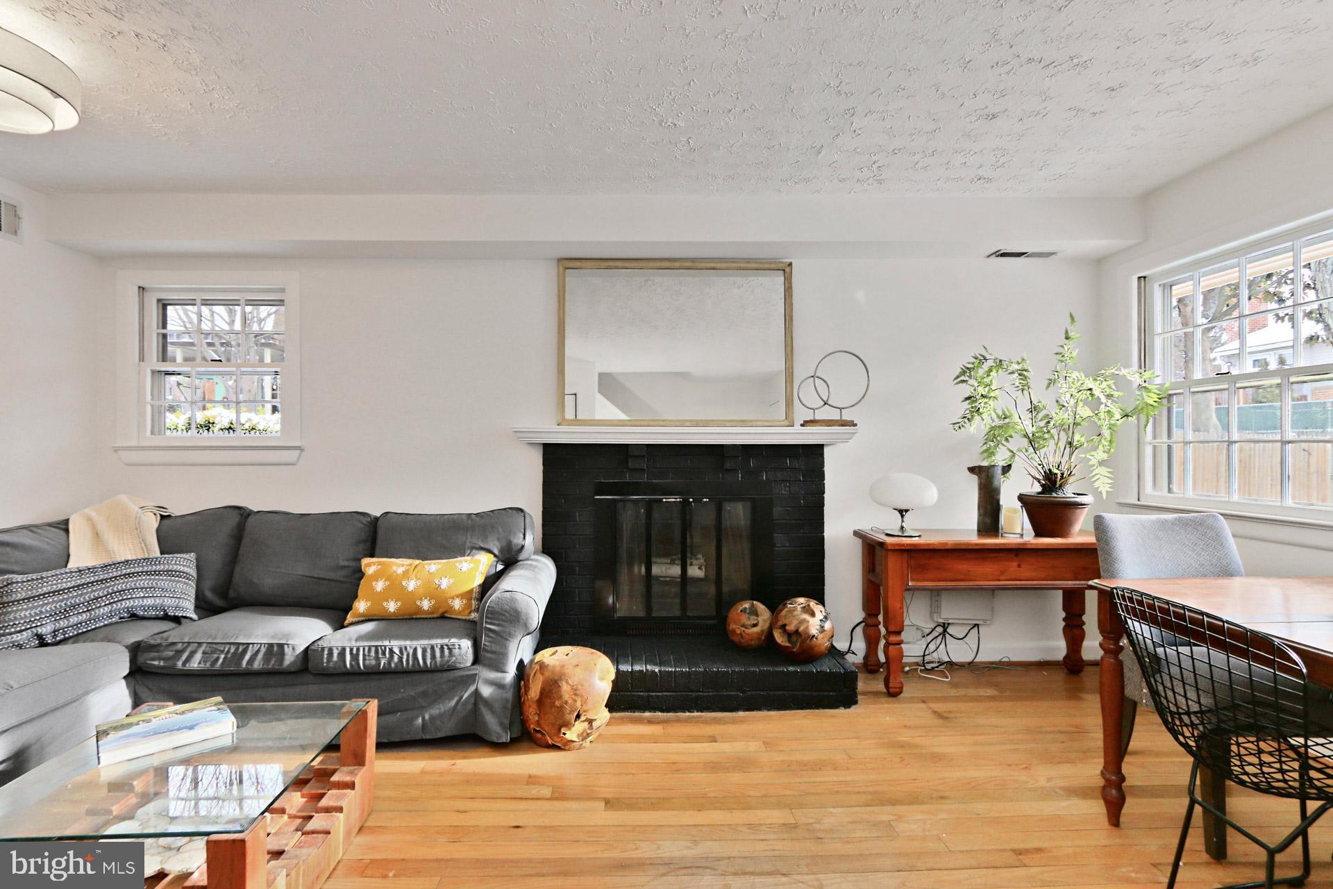 WINTER HILL - Residential