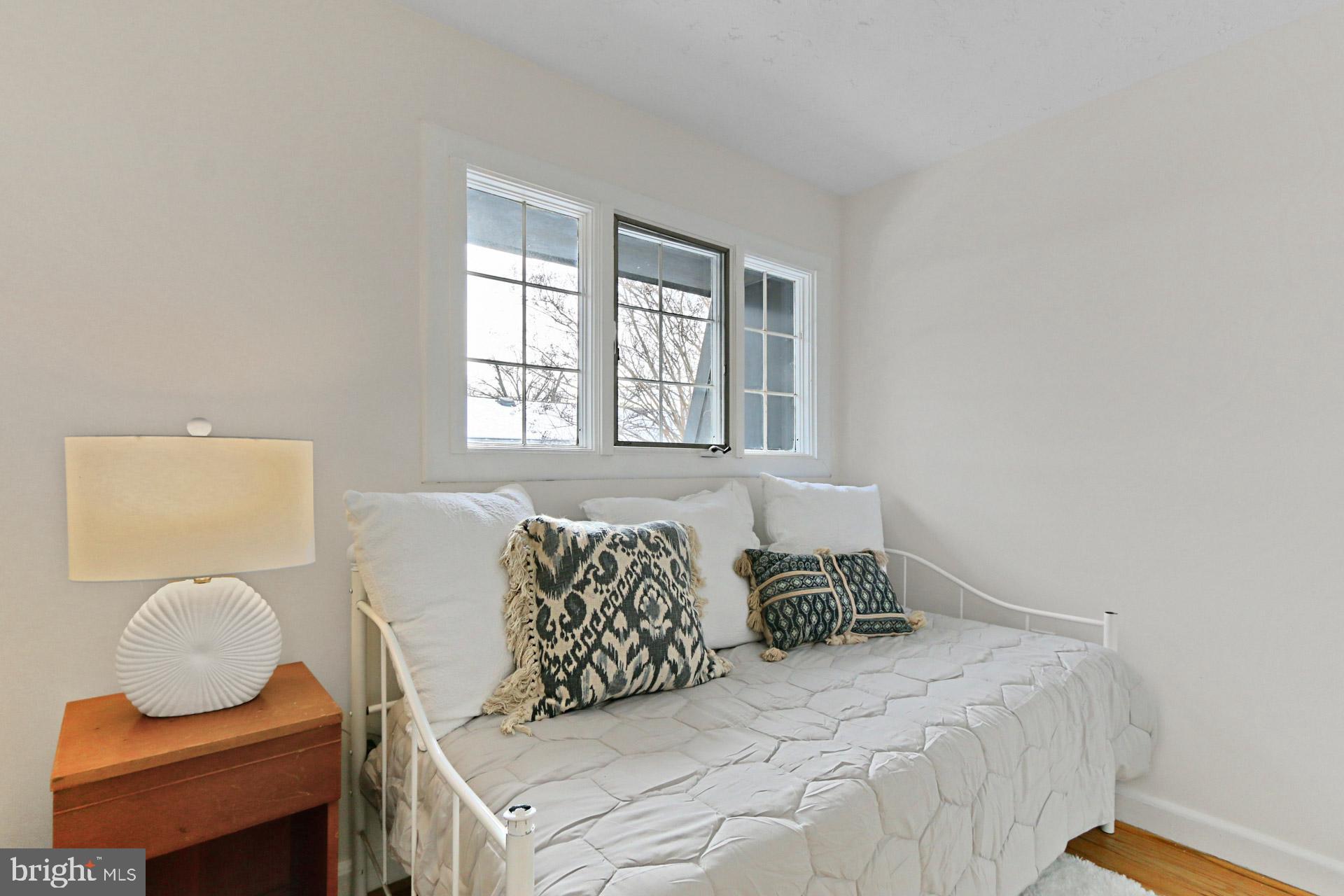 WINTER HILL - Residential
