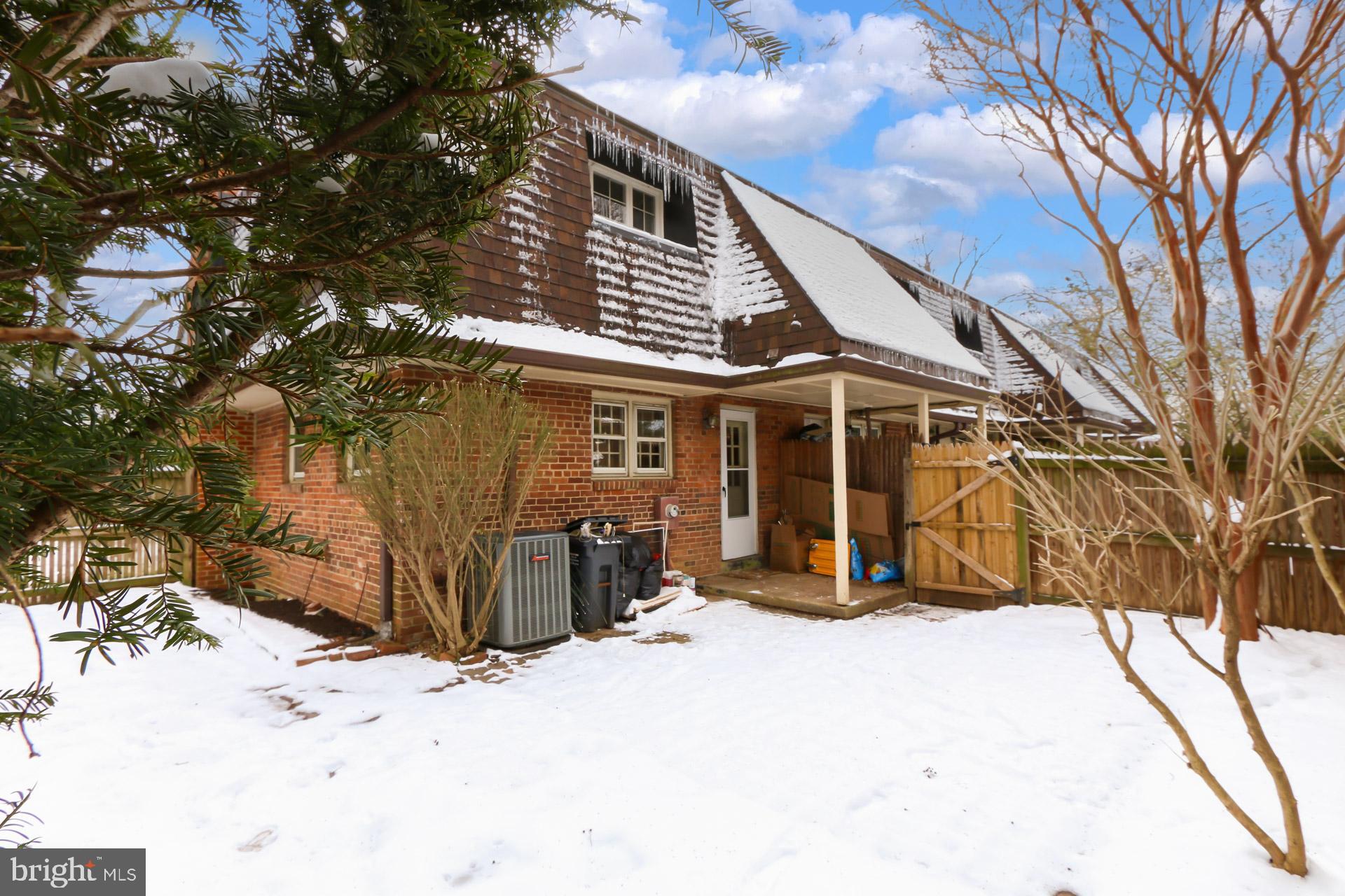WINTER HILL - Residential