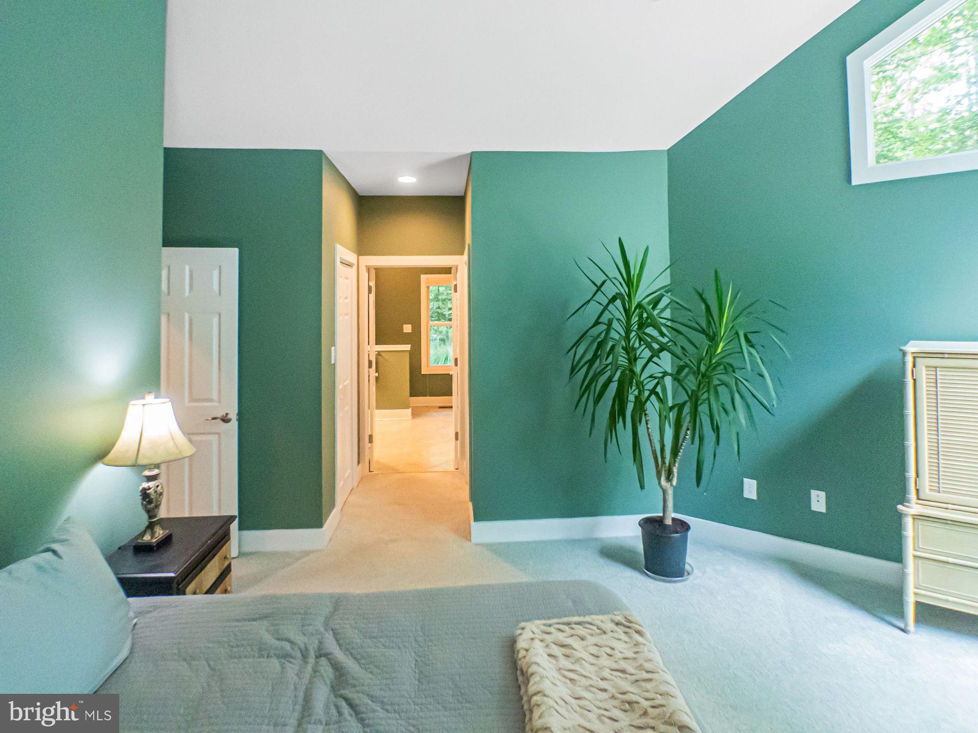 STONEY CREEK - Residential