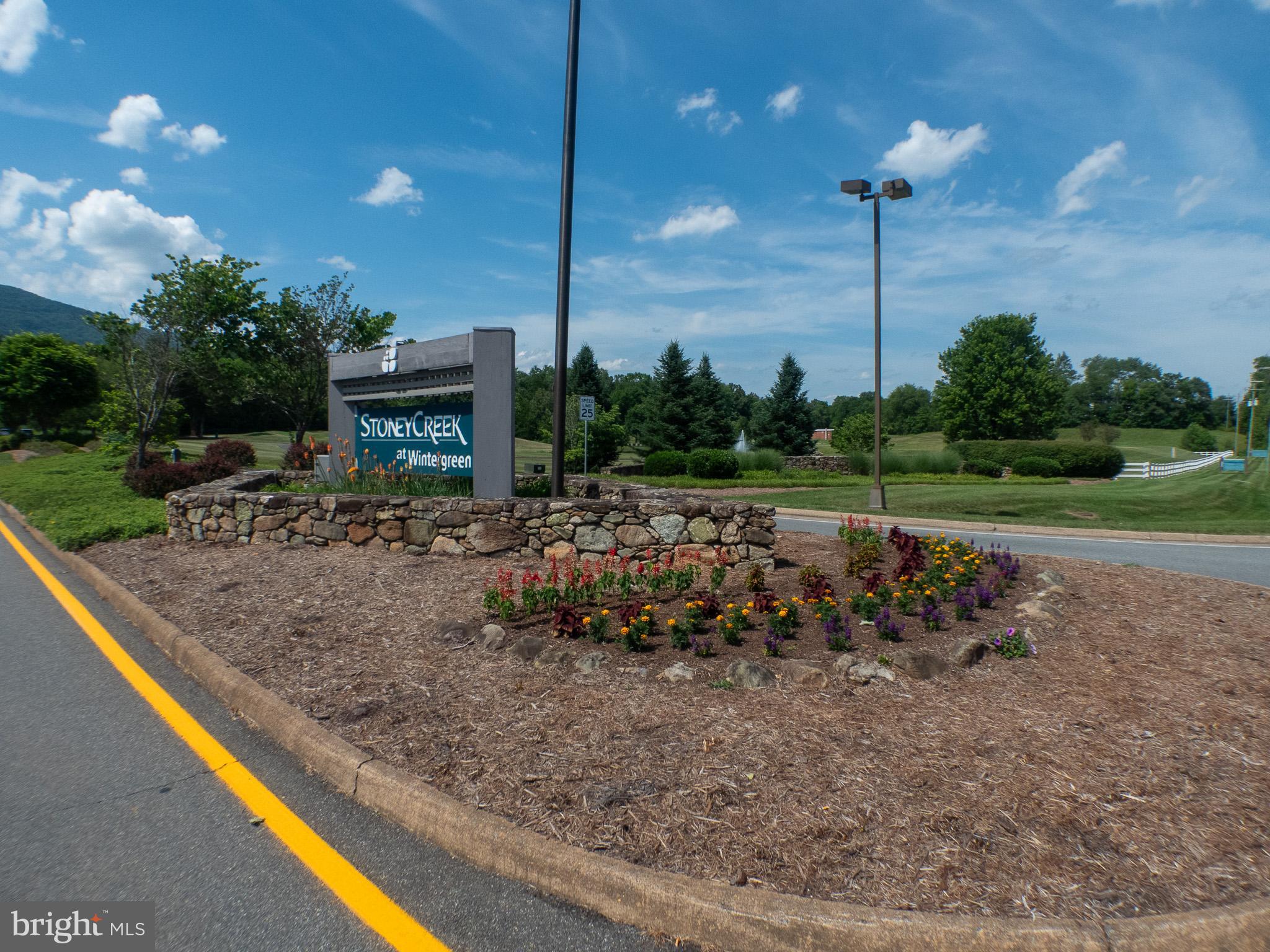 STONEY CREEK - Residential