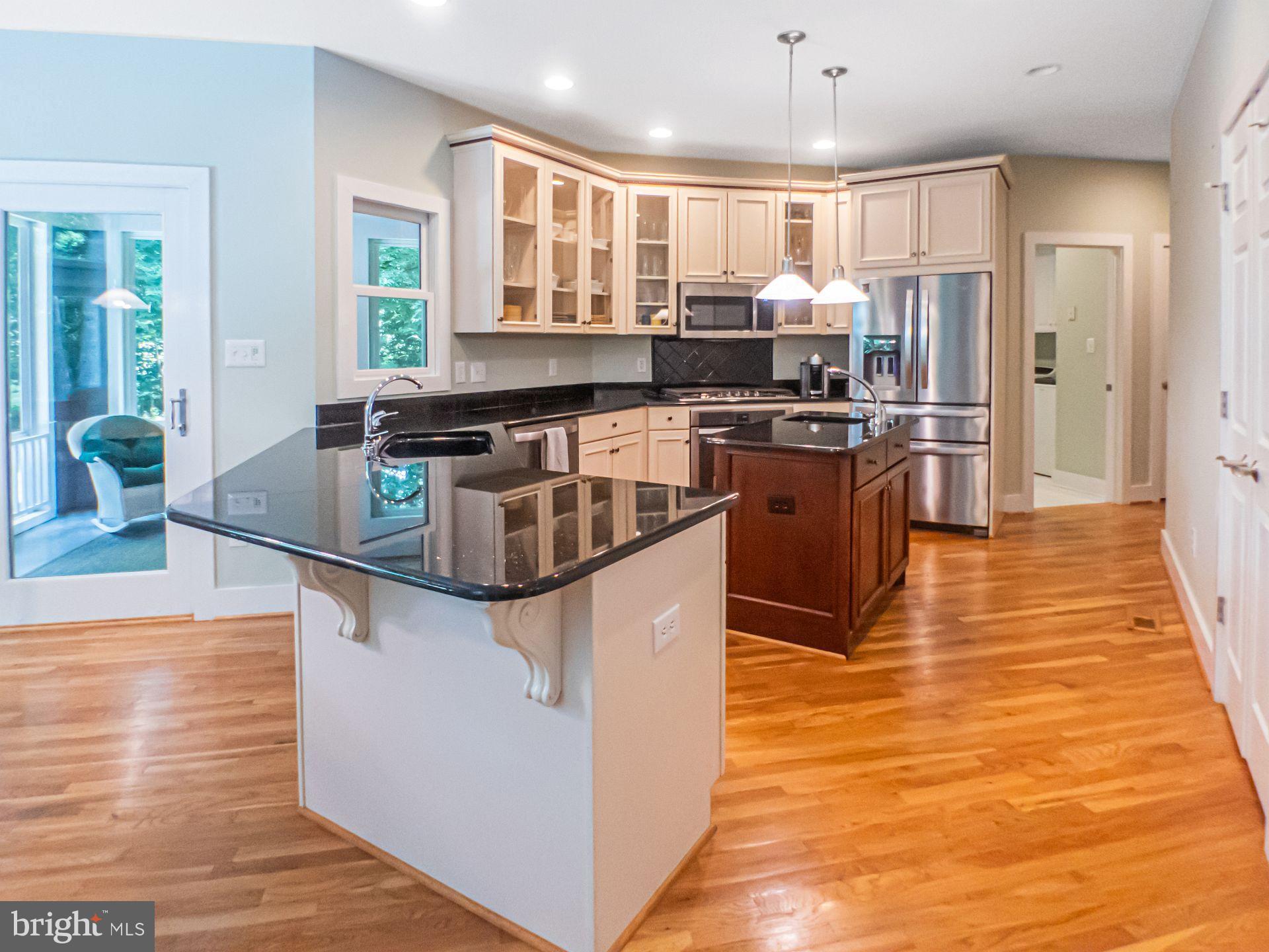 STONEY CREEK - Residential