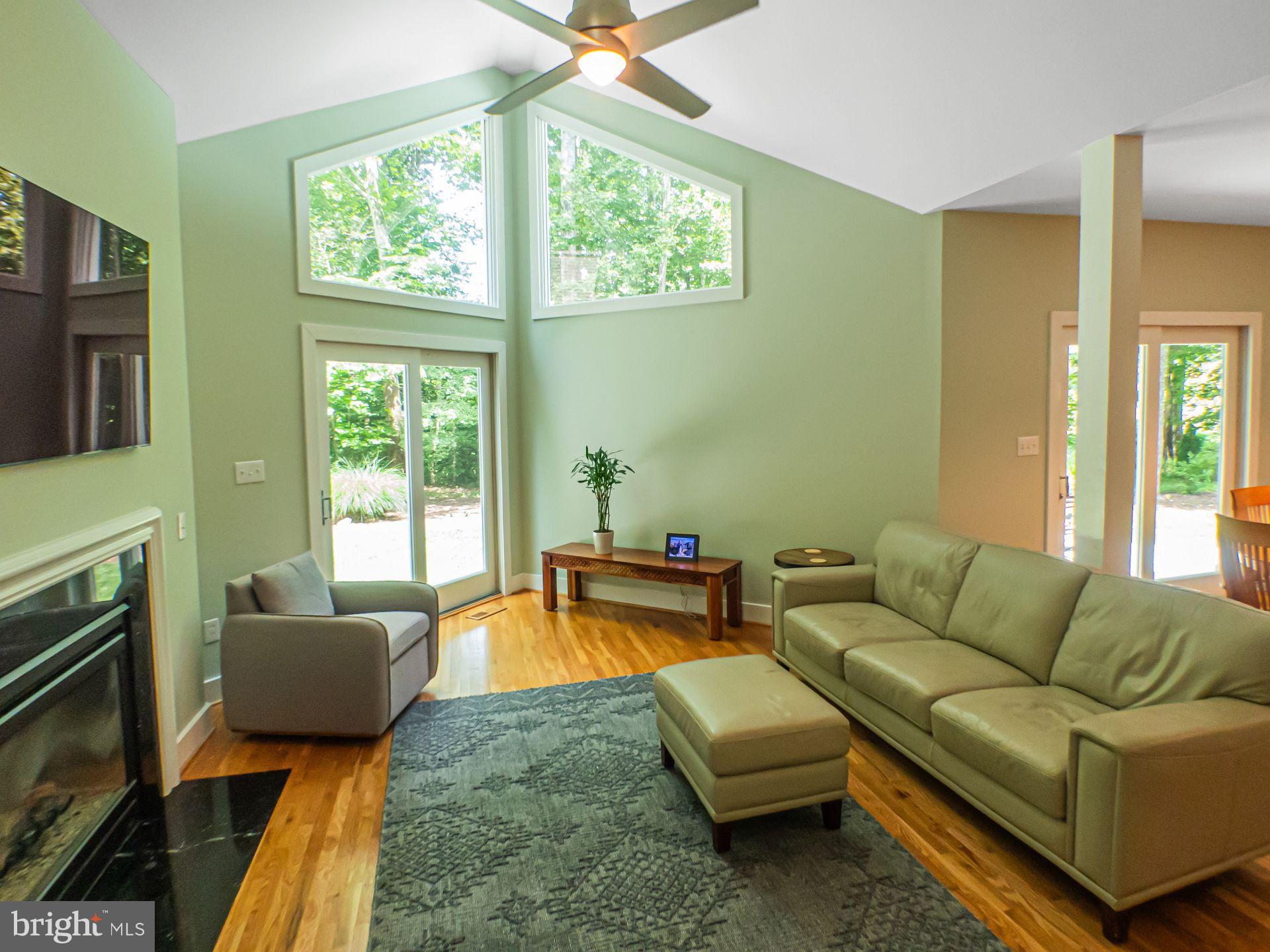 STONEY CREEK - Residential