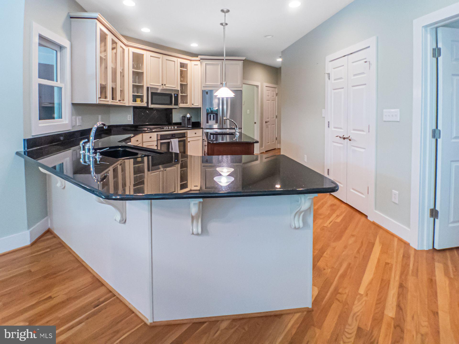 STONEY CREEK - Residential