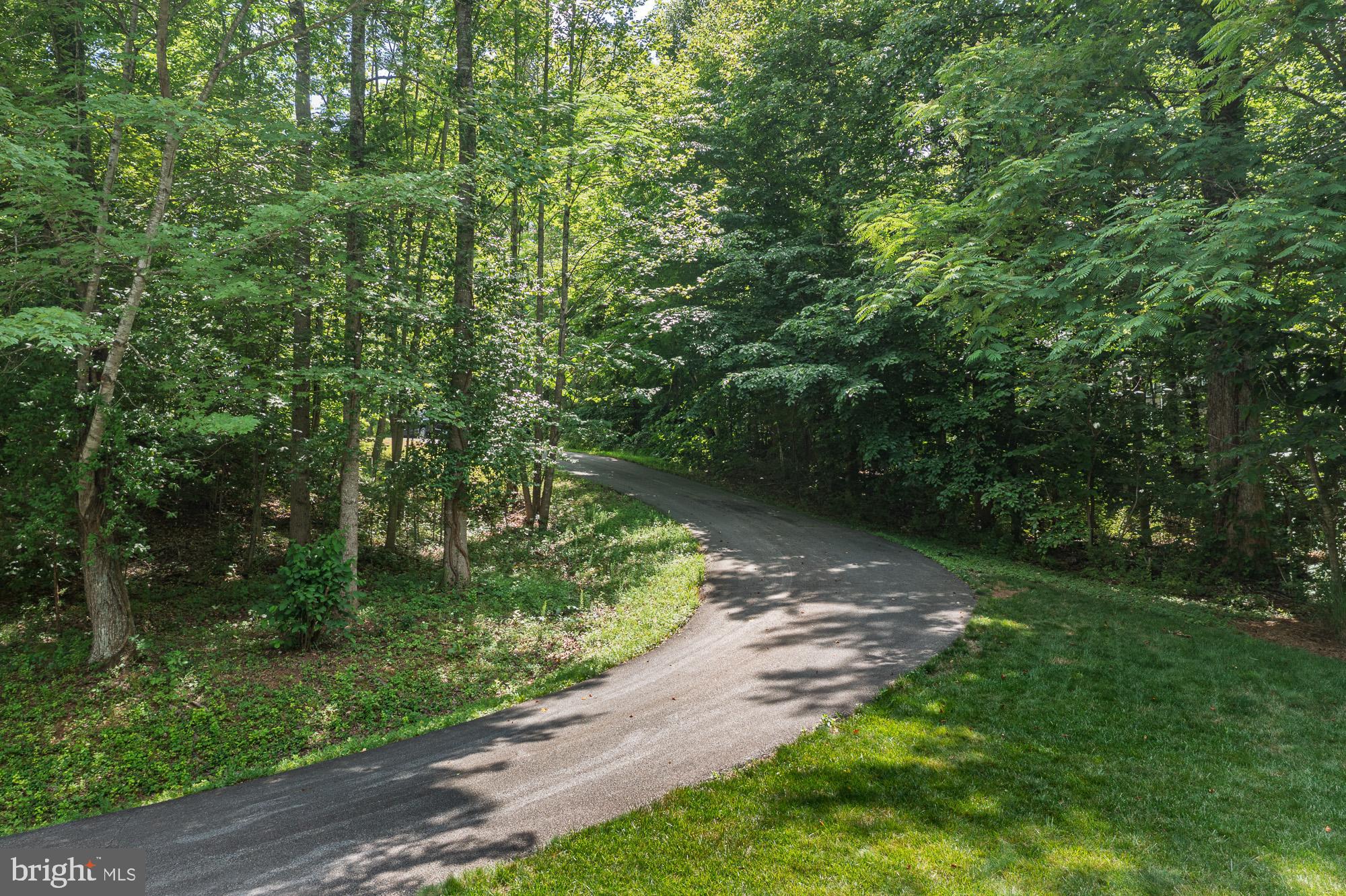 STONEY CREEK - Residential