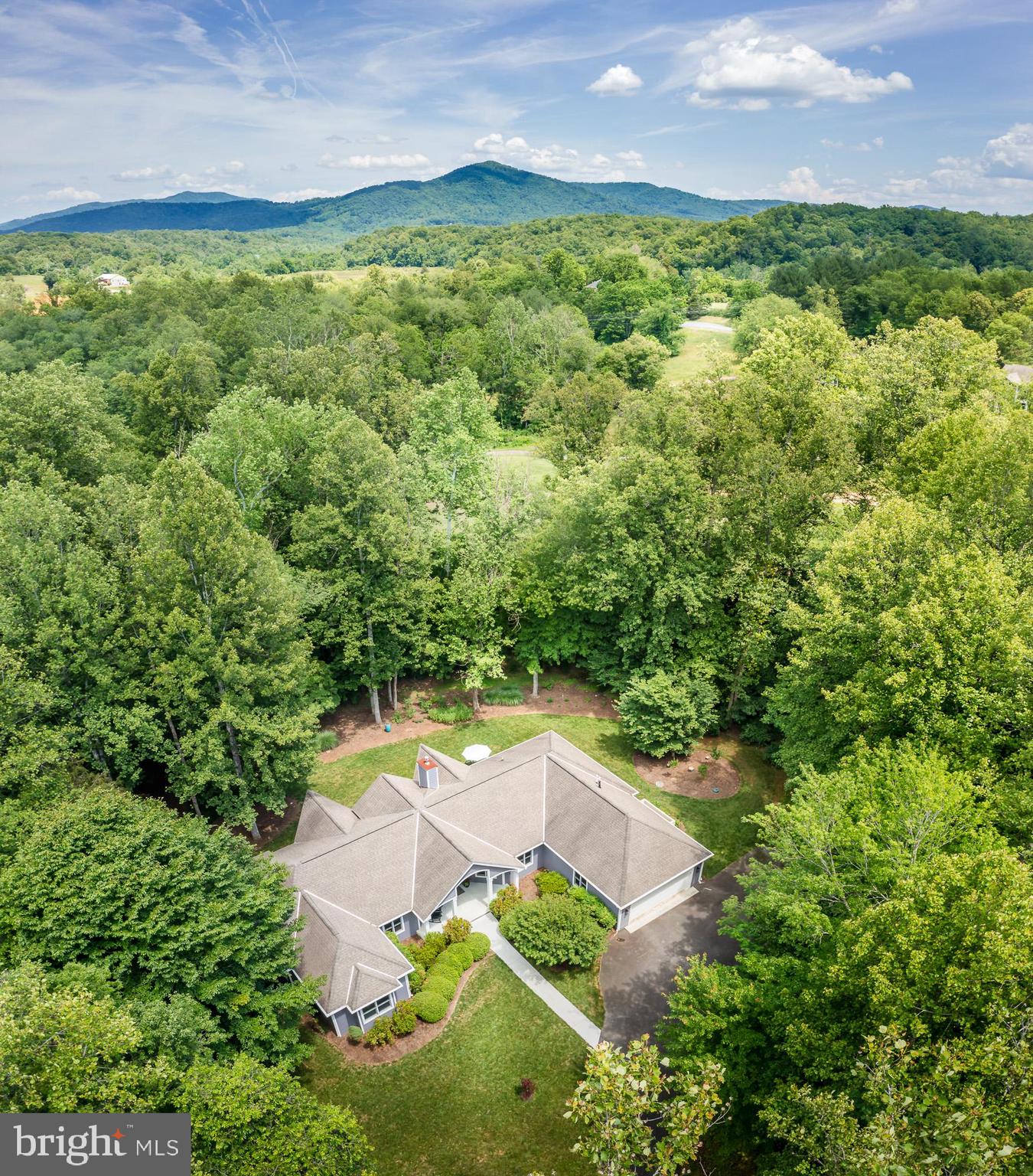 STONEY CREEK - Residential