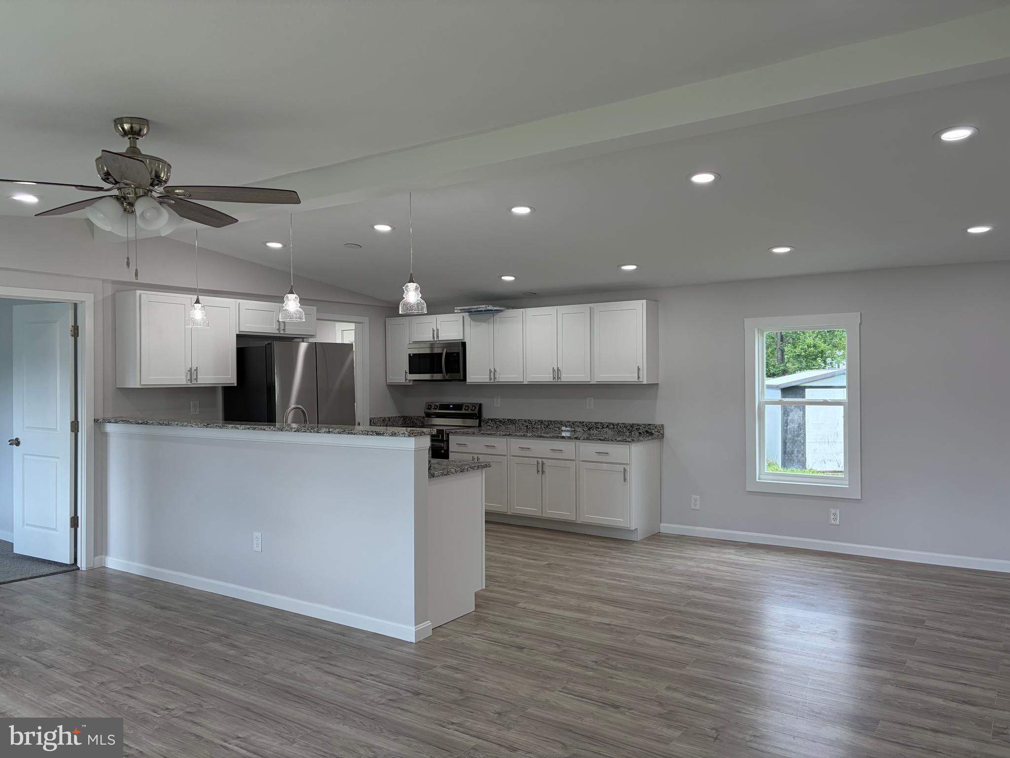 BISCAYNE BAY VILLAGE - Residential