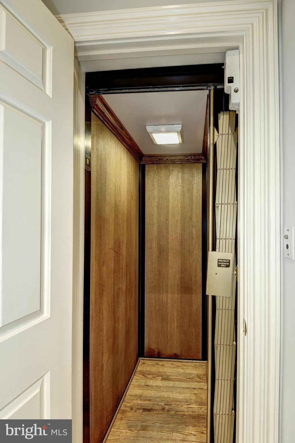 MERRYHILL - Residential