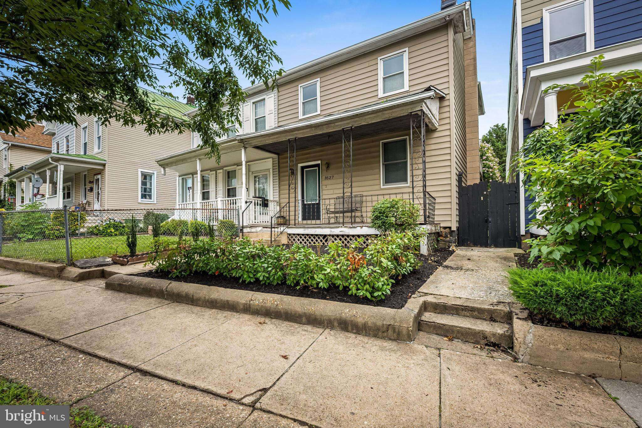 HAMPDEN HISTORIC DISTRICT - Residential