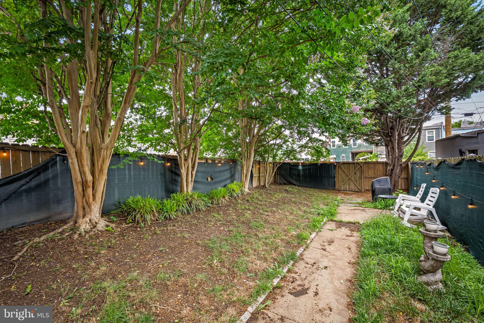 HAMPDEN HISTORIC DISTRICT - Residential