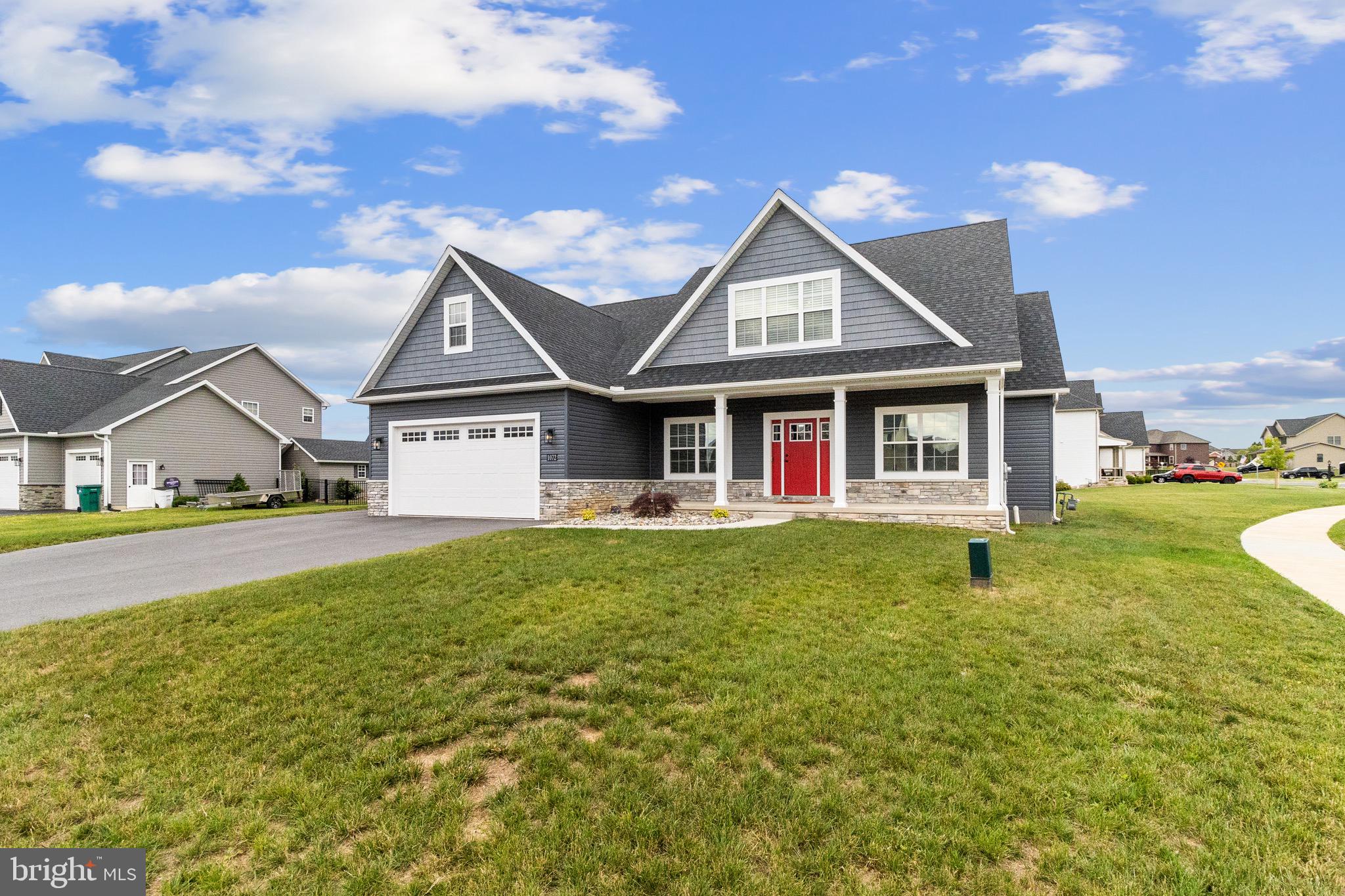 HERITAGE ESTATES WEST - Residential