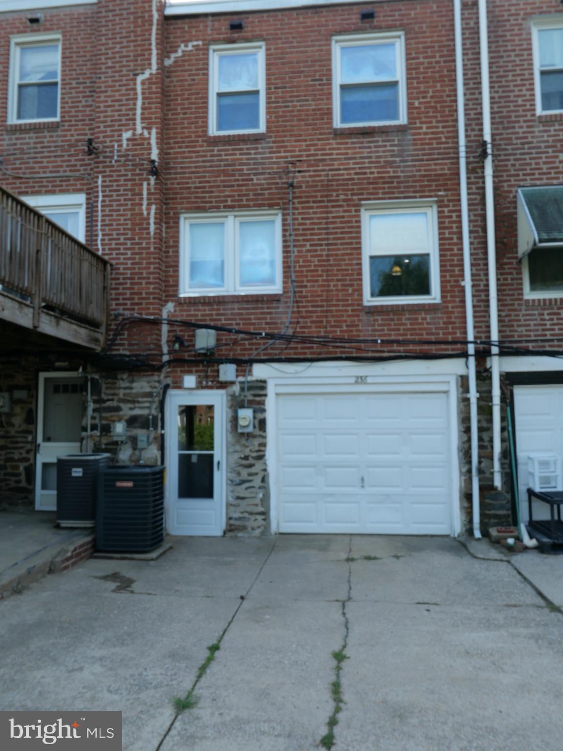 GARRETTFORD - Residential