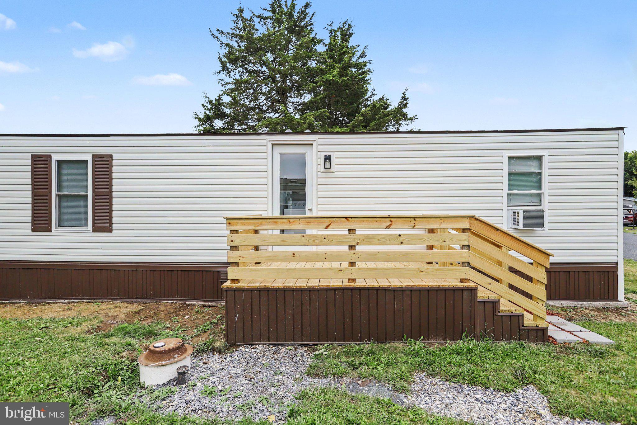 LINCOLN ESTATES - Residential