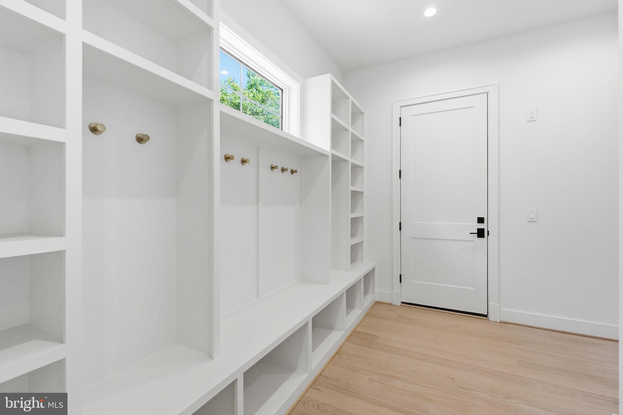 ELLISON HEIGHTS - Residential