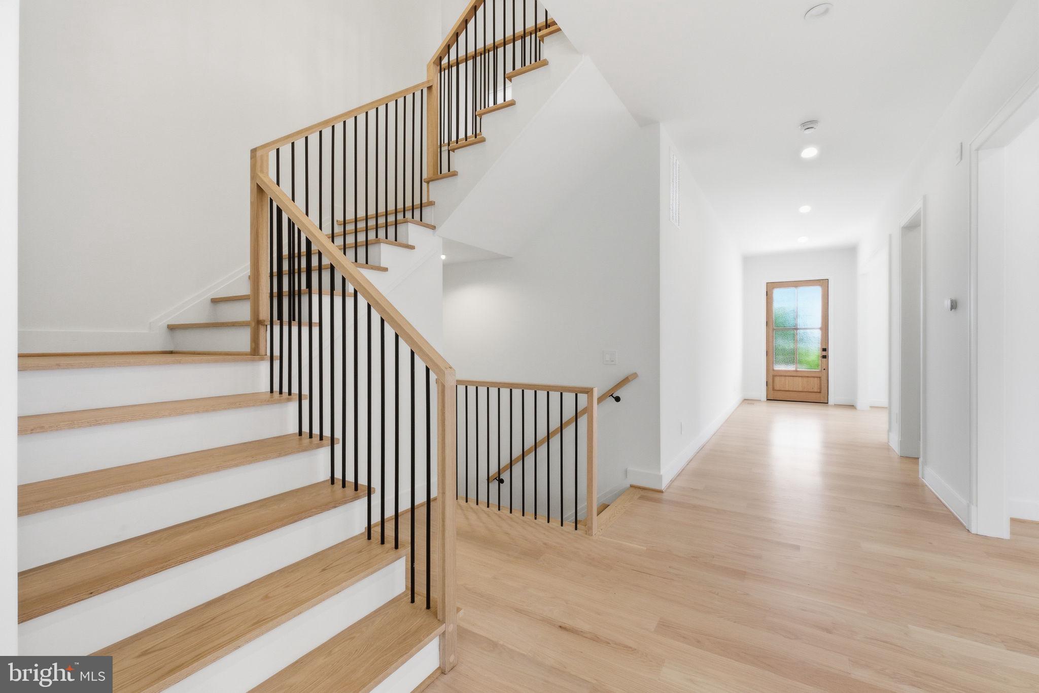 ELLISON HEIGHTS - Residential