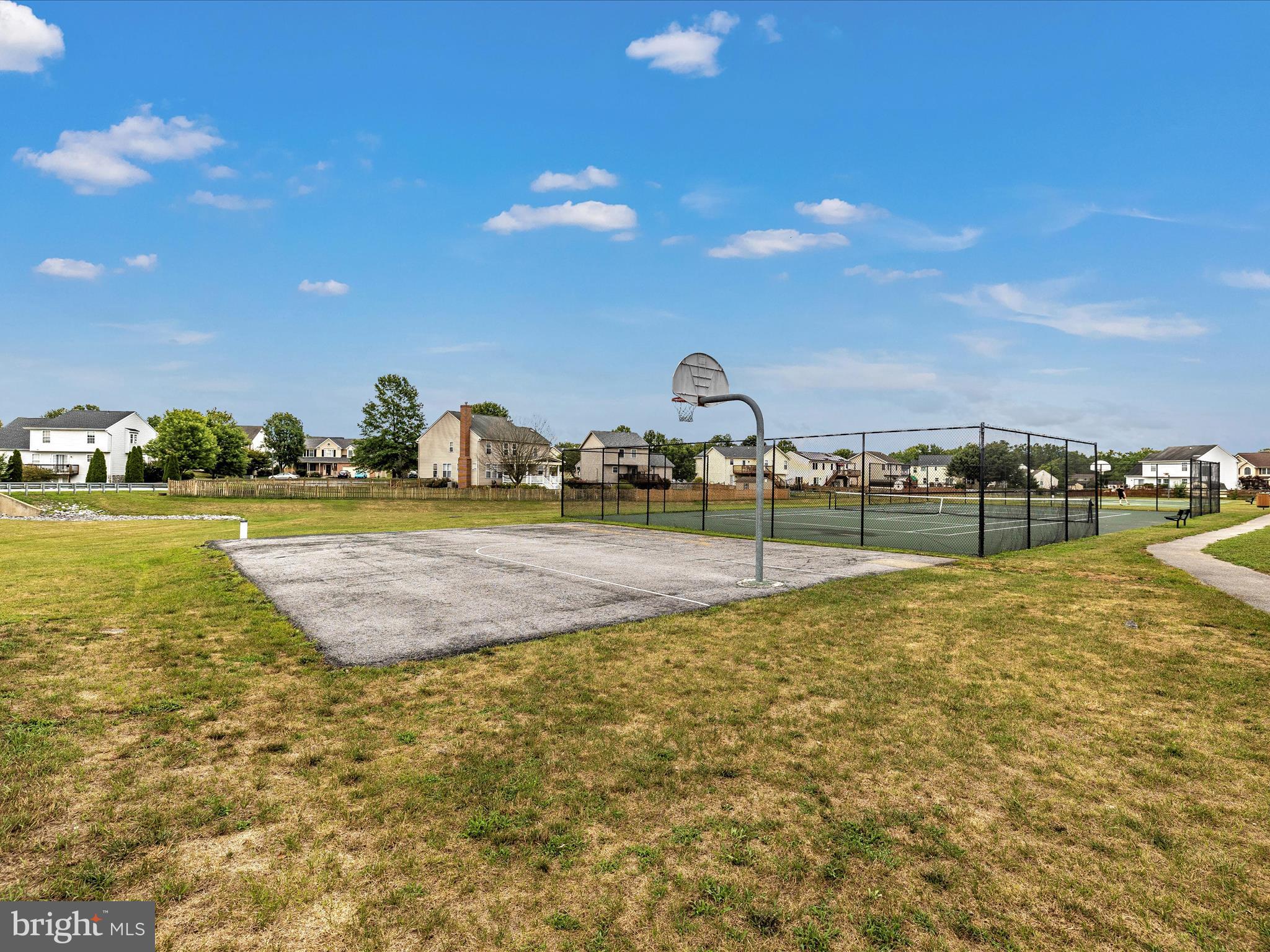 ST JAMES VILLAGE NORTH - Residential