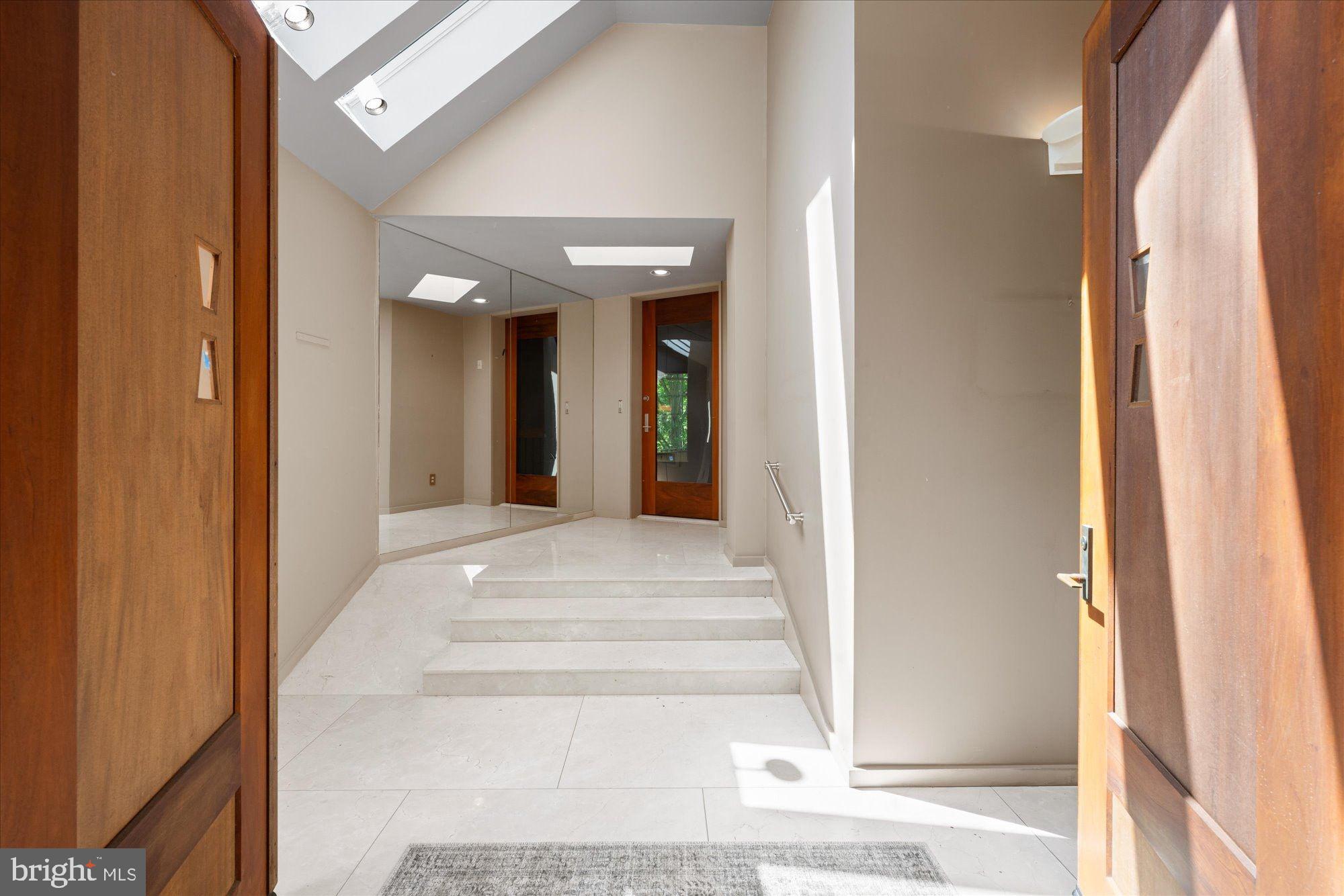 POTOMAC OVERLOOK - Residential