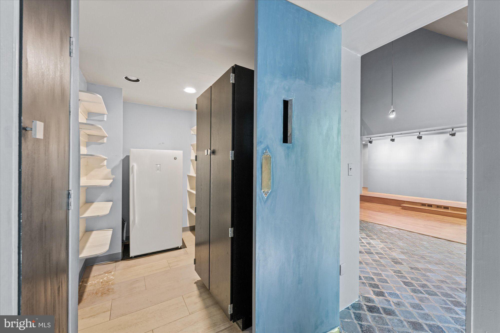 POTOMAC OVERLOOK - Residential