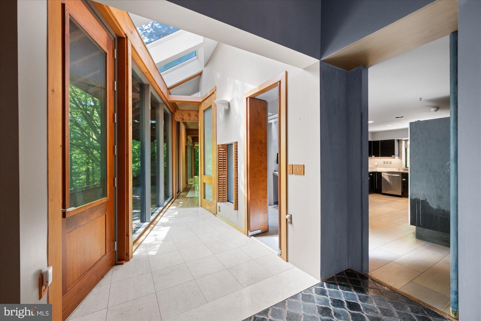 POTOMAC OVERLOOK - Residential