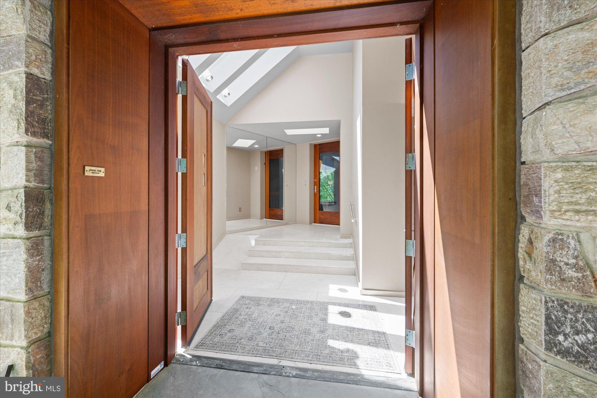POTOMAC OVERLOOK - Residential