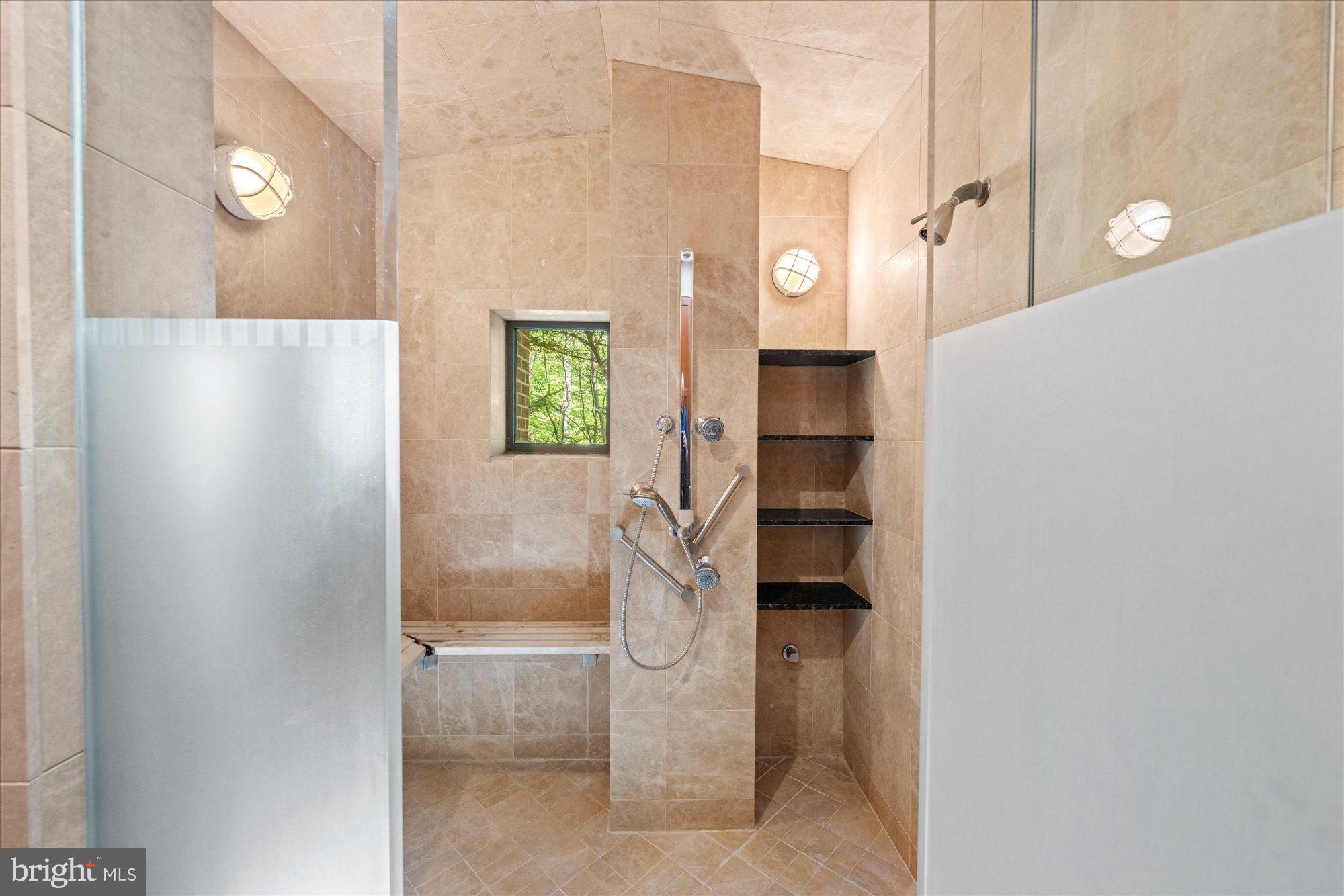 POTOMAC OVERLOOK - Residential