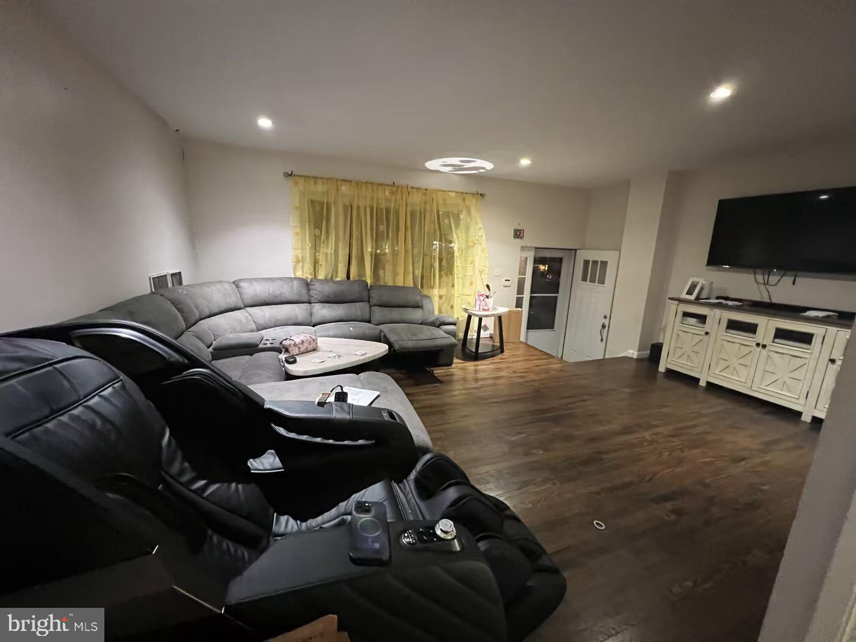 PARKWOOD - Residential