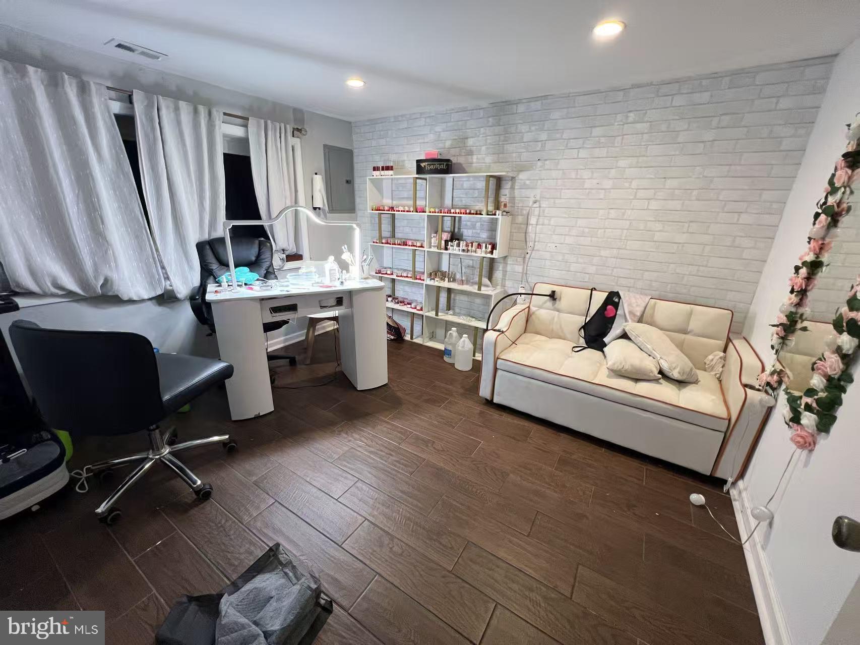 PARKWOOD - Residential