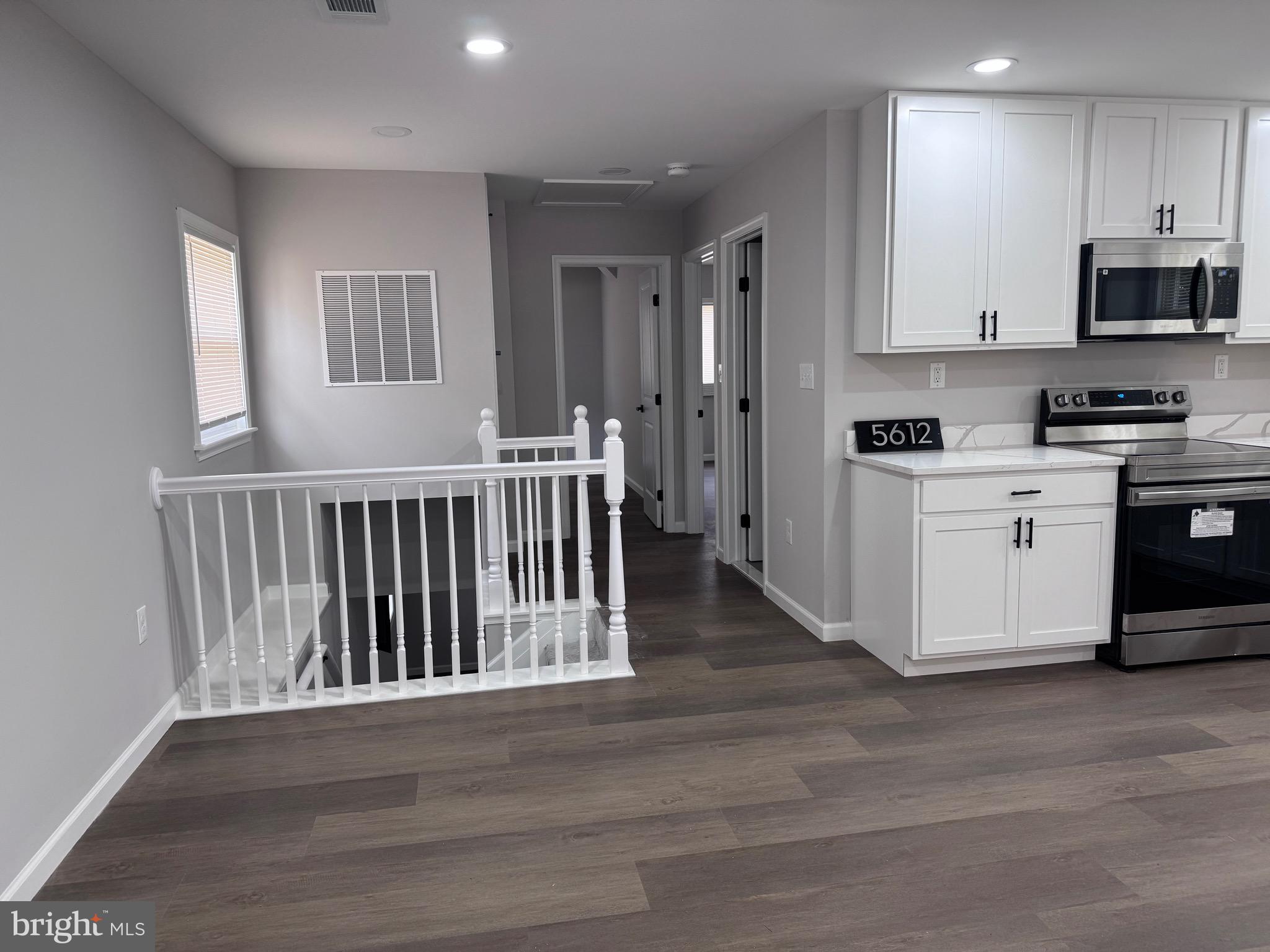 CATONSVILLE MANOR - Residential